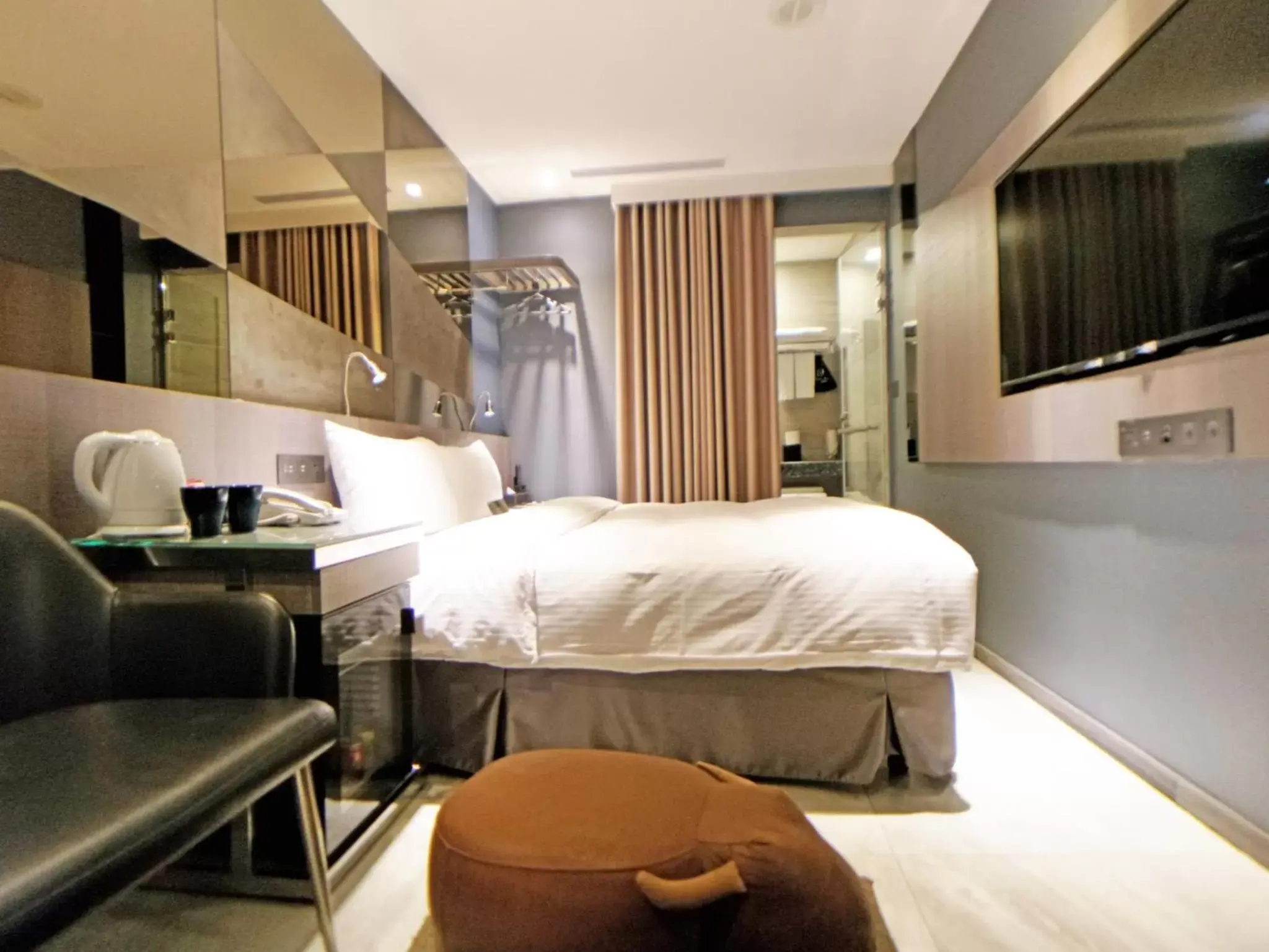 Bedroom in Beauty Hotels Taipei - B7 Journey