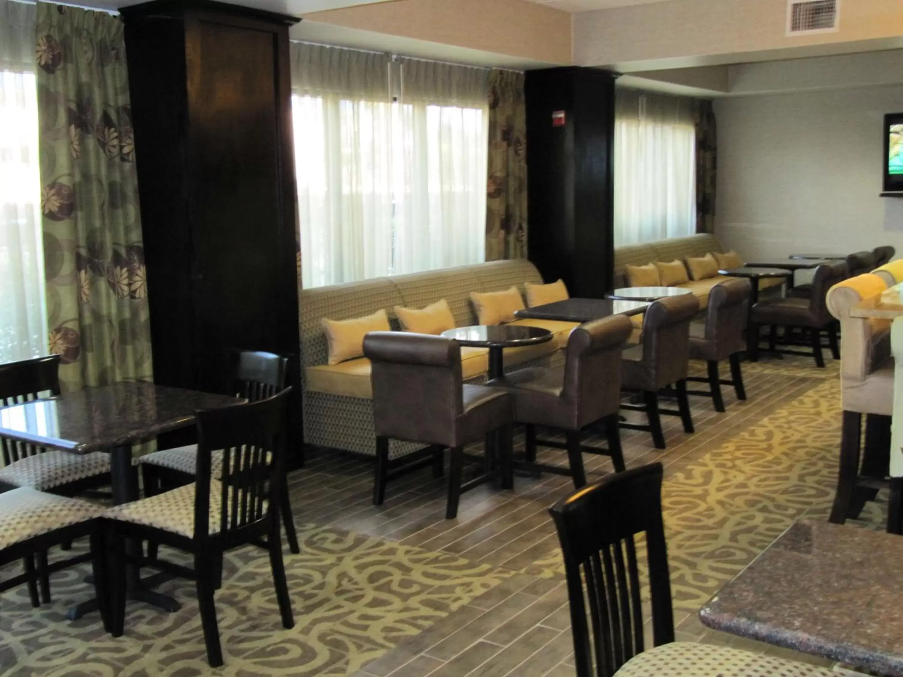 Dining area, Restaurant/Places to Eat in Hampton Inn Lindale/Tyler