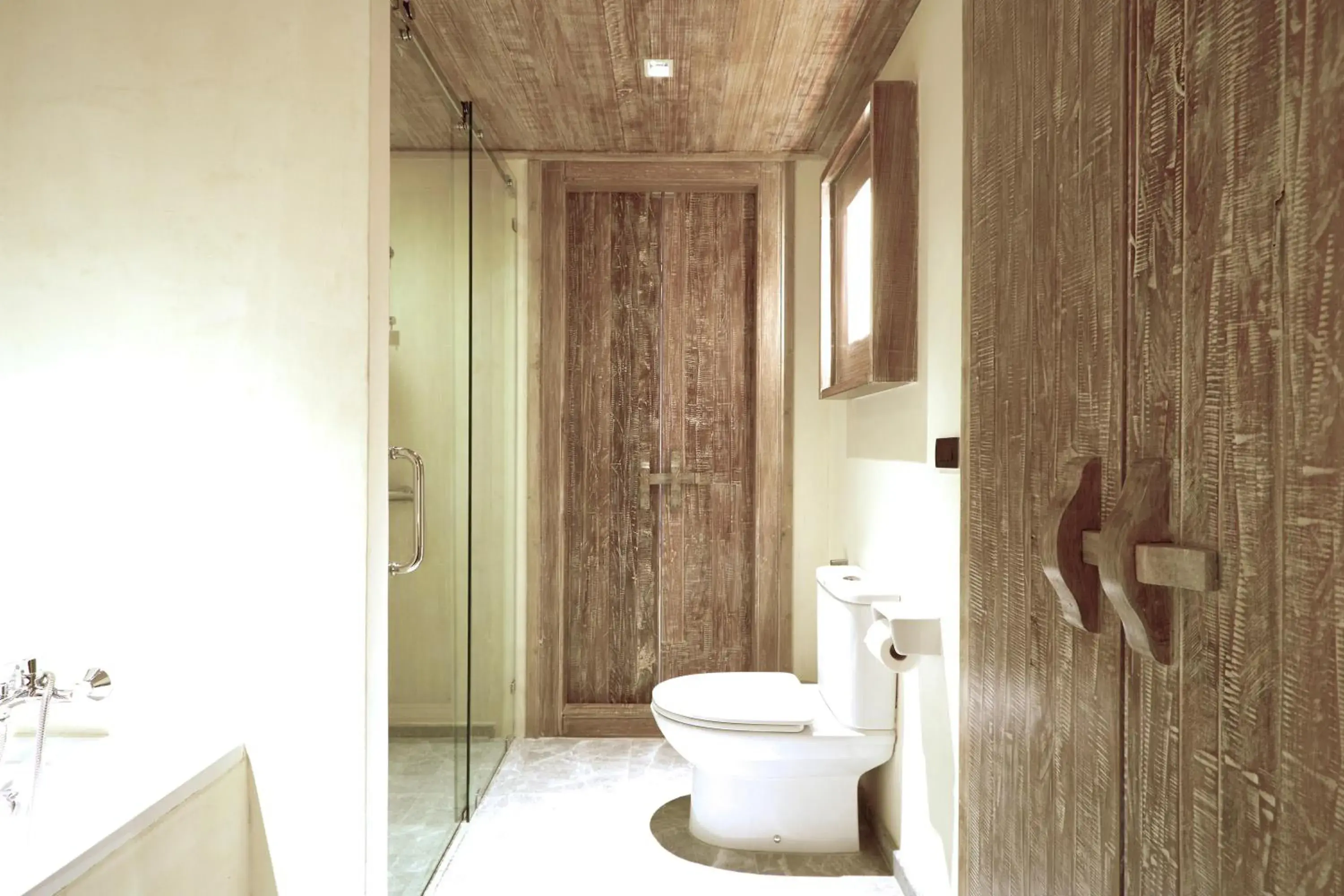 Toilet, Bathroom in Dinso Resort & Villas Phuket an IHG Hotel