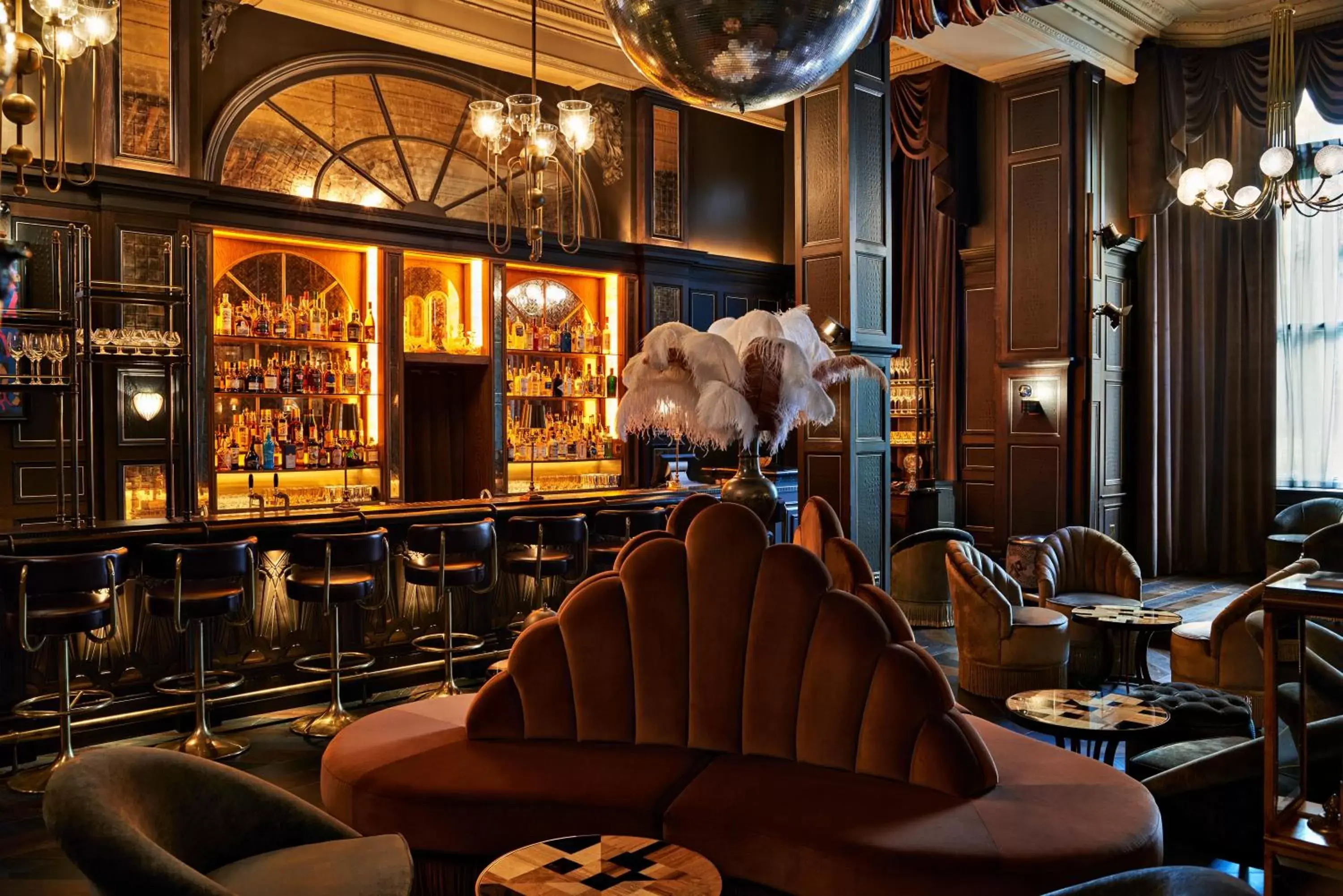 Lounge or bar, Restaurant/Places to Eat in Kimpton - Fitzroy London, an IHG Hotel
