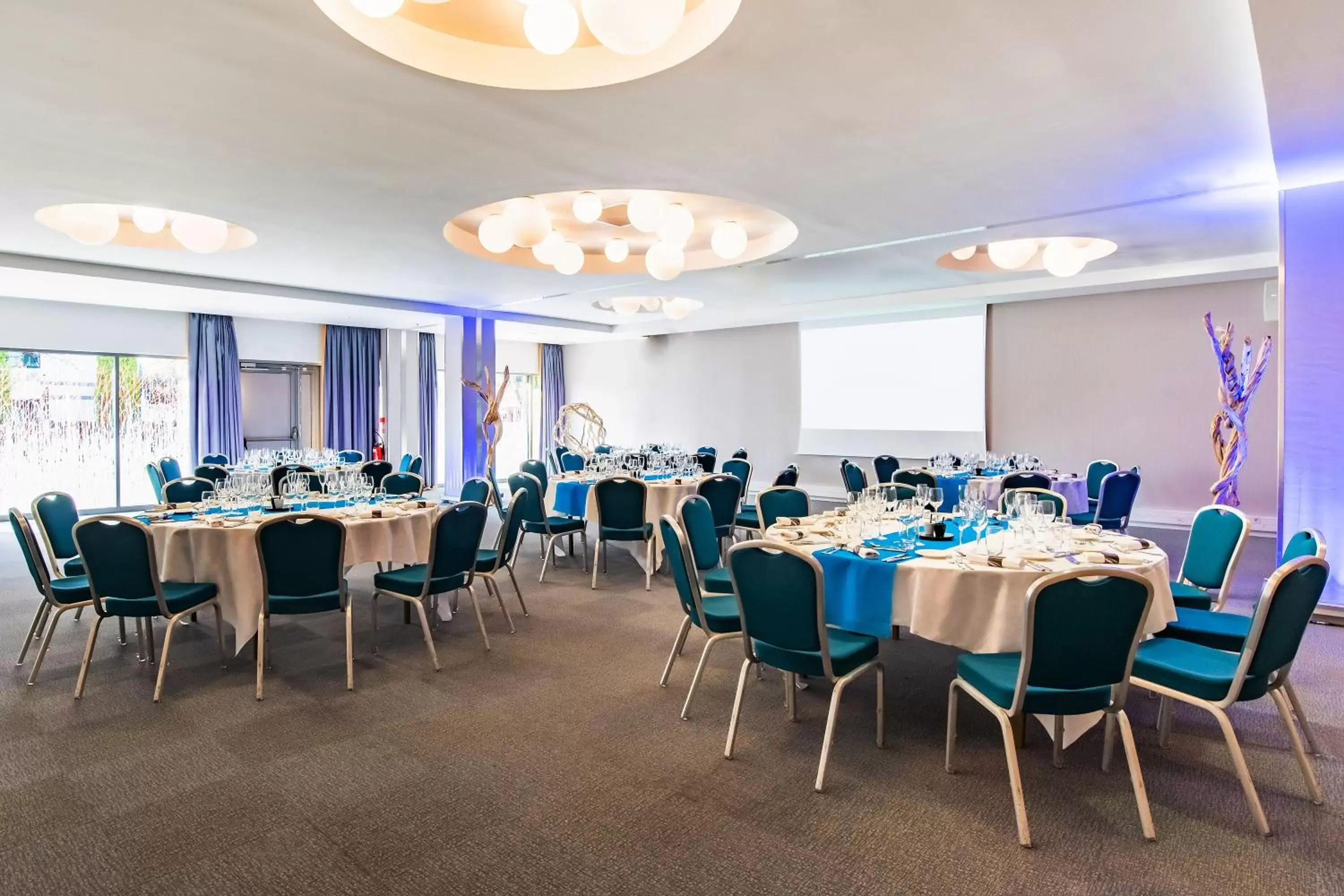 Banquet/Function facilities, Restaurant/Places to Eat in Radisson Blu Hotel Toulouse Airport