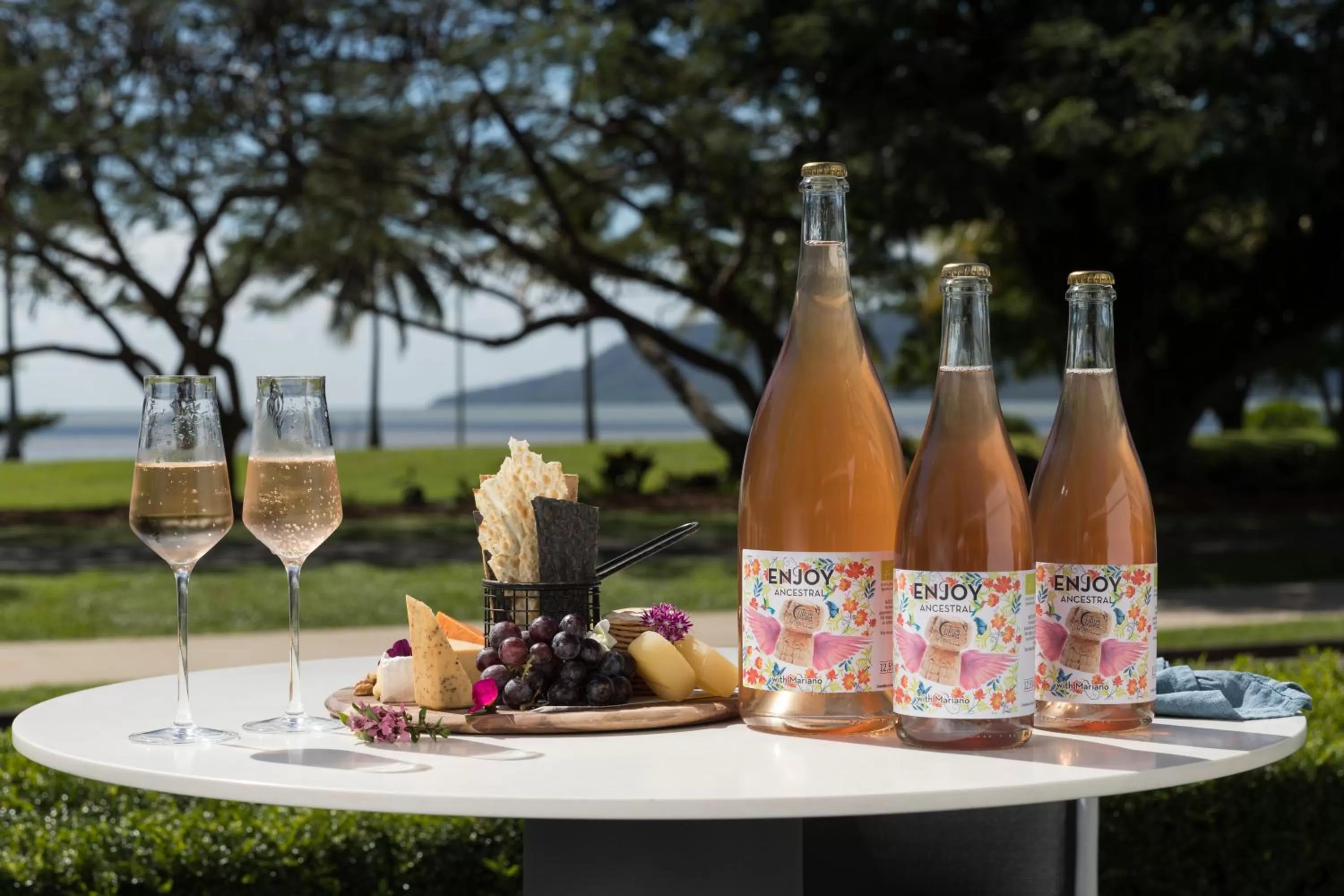 Food and drinks in Cairns Harbourside Hotel