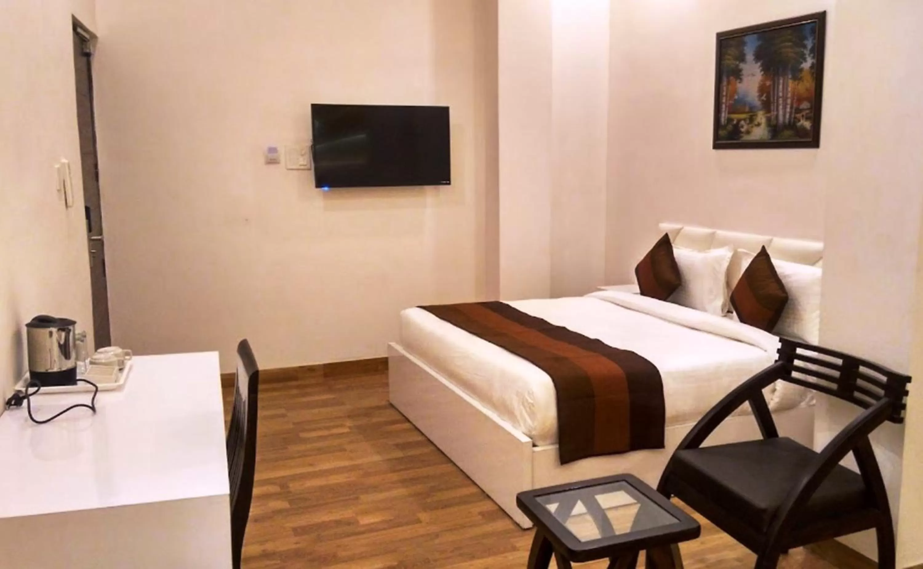 Bed in DIEU Sallow royal suites