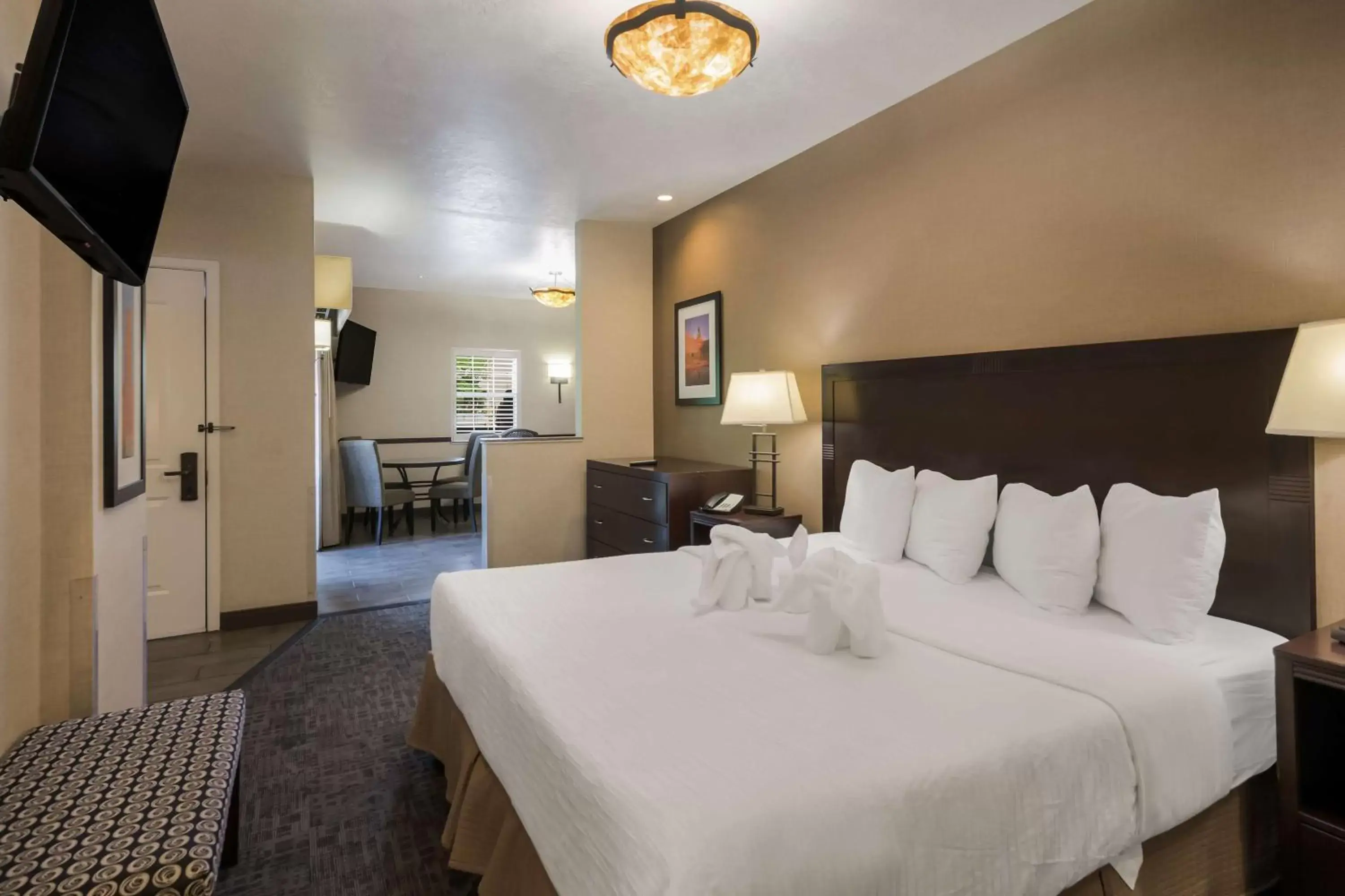 Photo of the whole room, Bed in Best Western Plus Canyonlands Inn