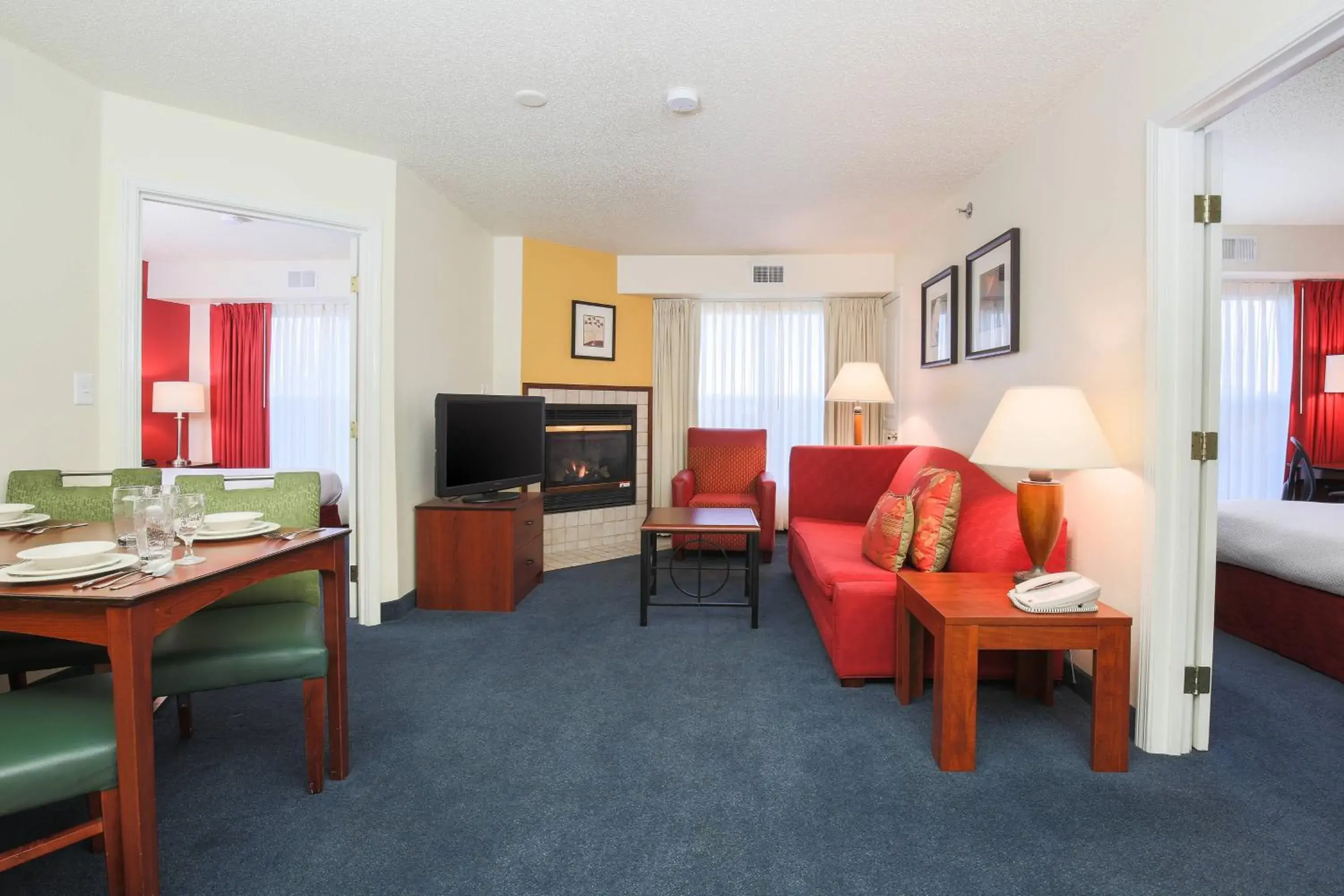 Bedroom, Seating Area in Residence Inn by Marriott Flint Grand Blanc