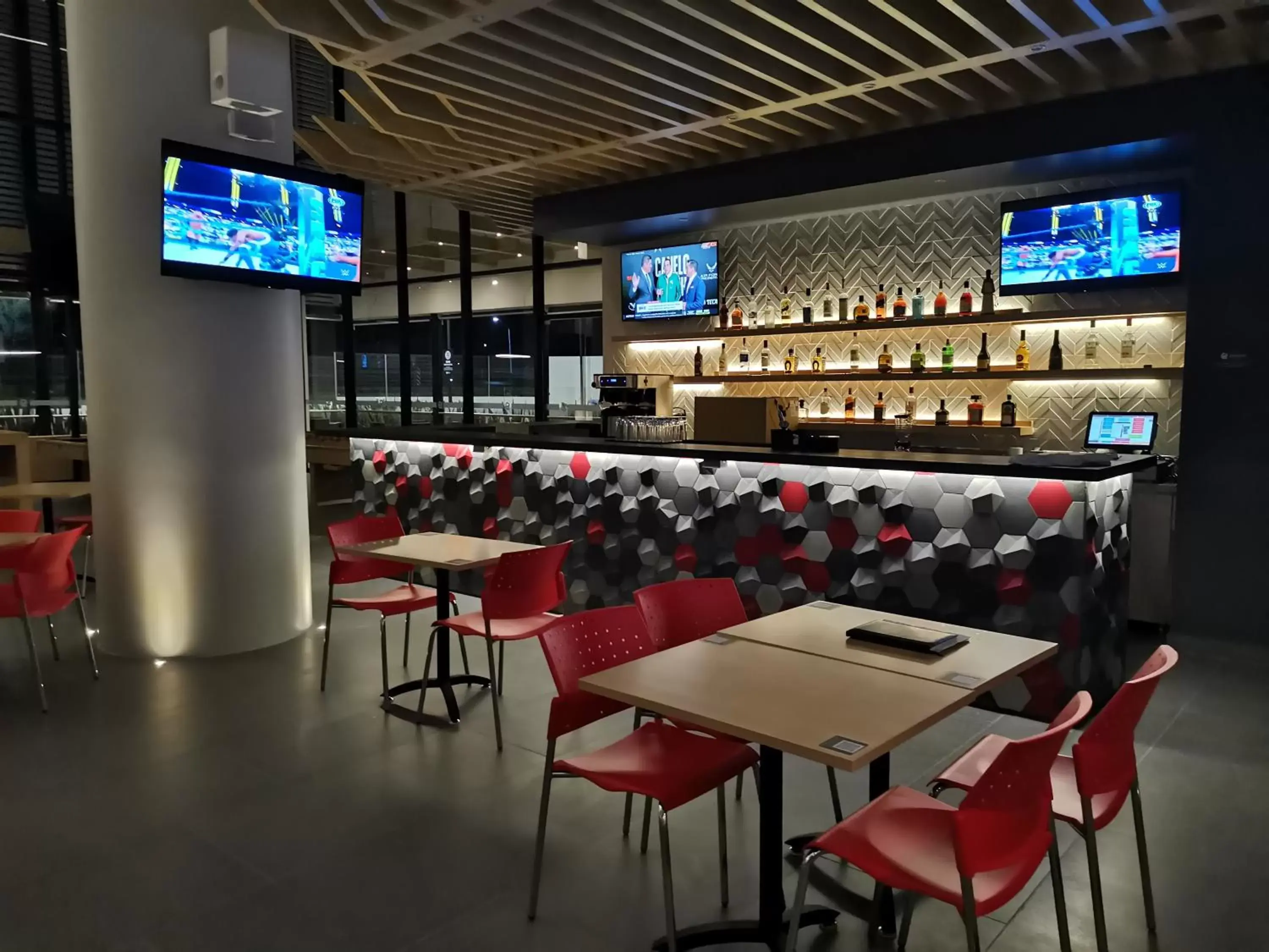 Restaurant/places to eat in Ramada Encore by Wyndham Monterrey Apodaca Zona Aeropuerto Restaurant/places to eat in Ramada Encore by Wyndham Monterrey Apodaca Zona Aeropuerto