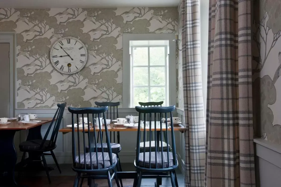 Seating area in The Bridge Inn