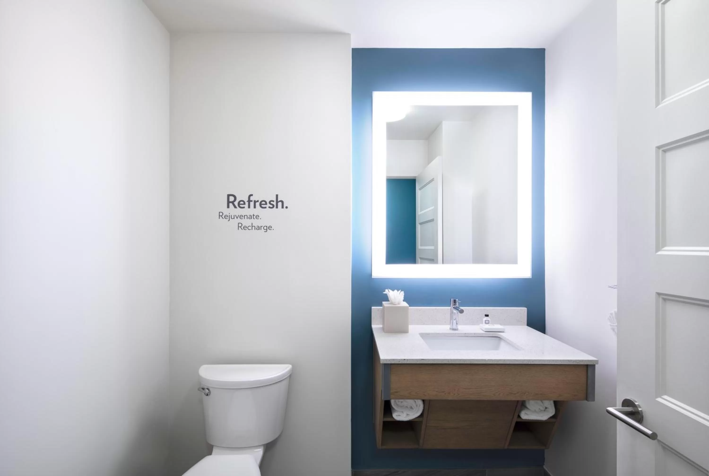 Photo of the whole room in EVEN Hotel Miami - Airport by IHG