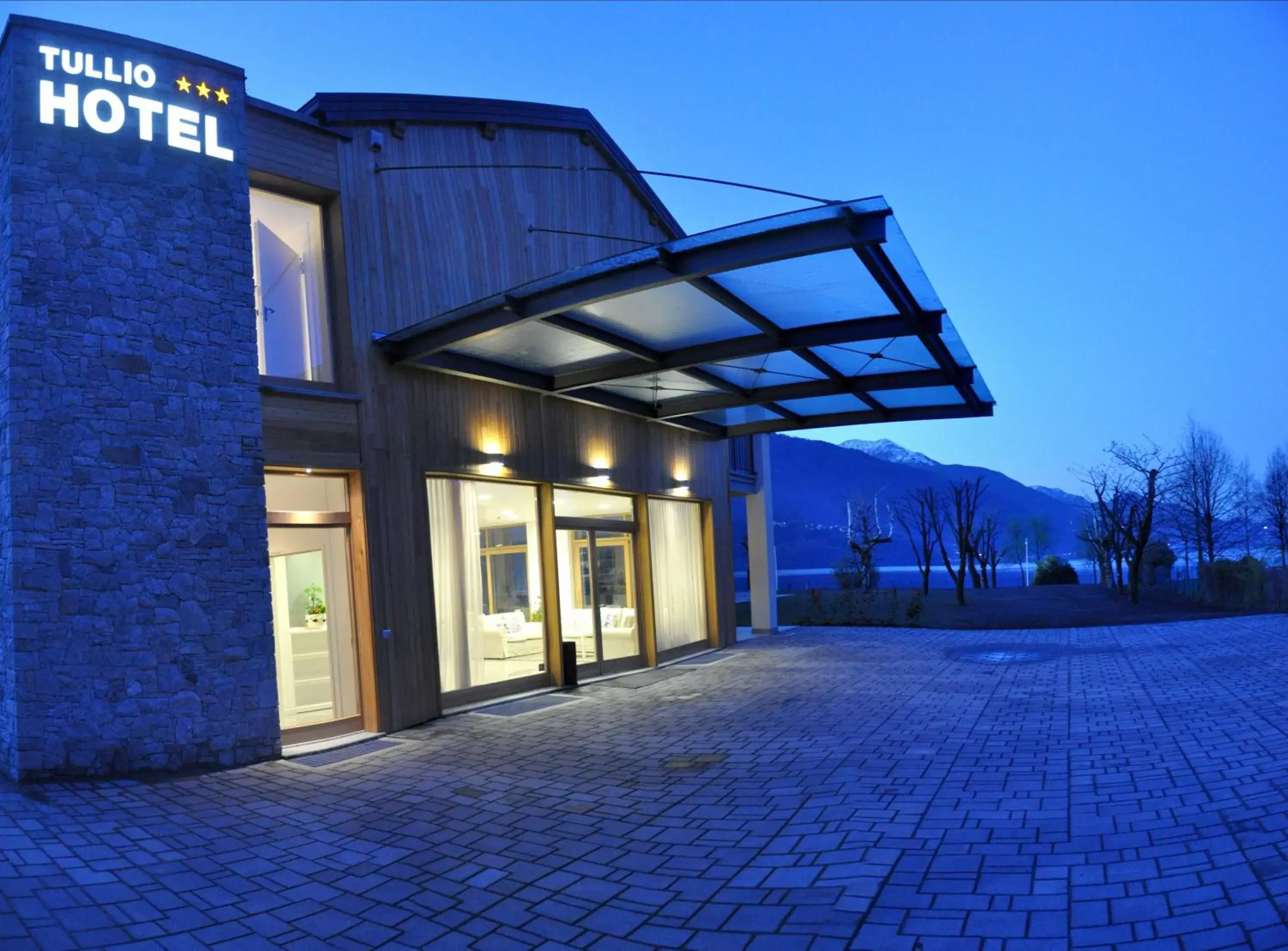 Facade/entrance, Property Building in Tullio Hotel