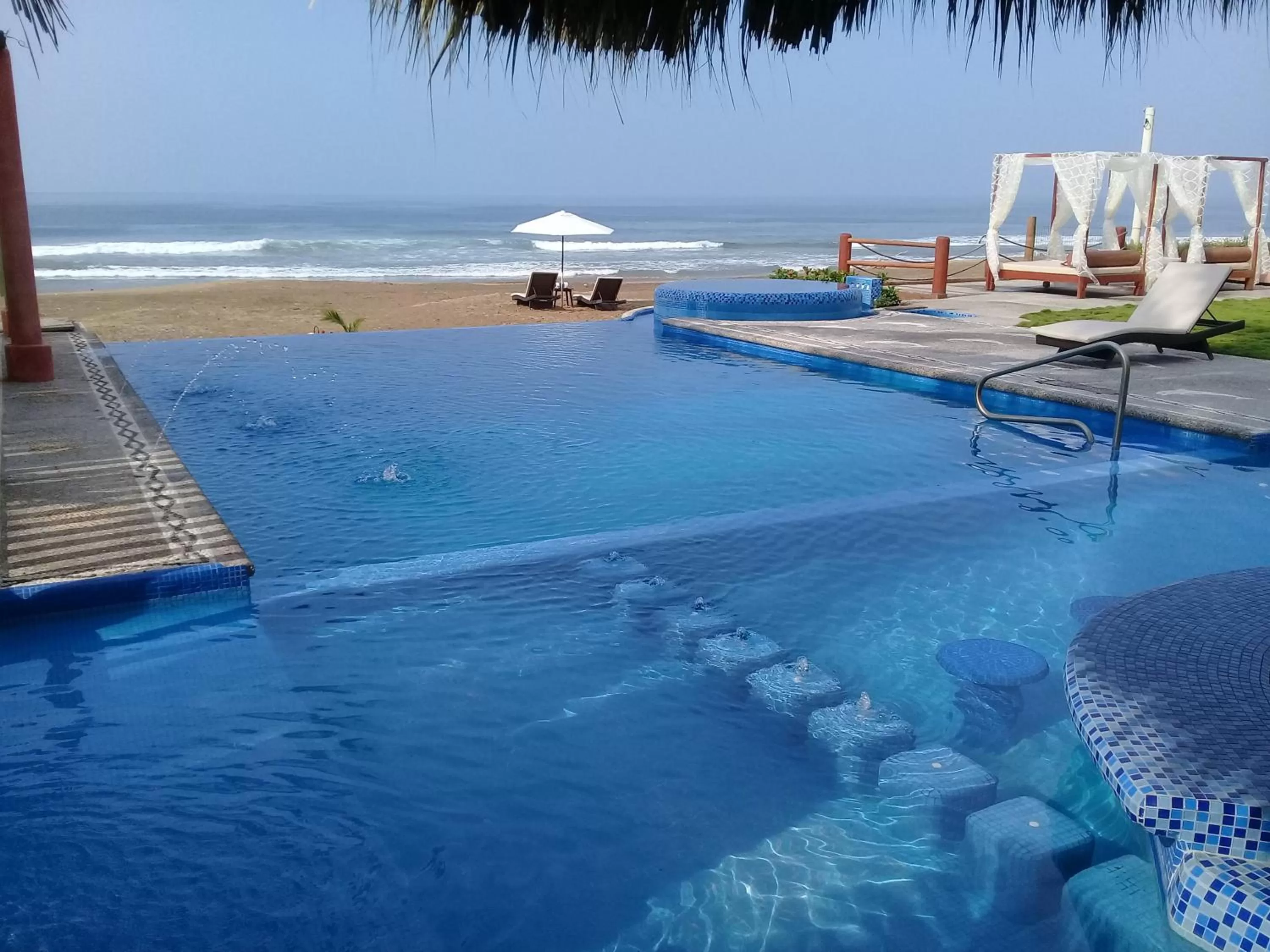 Swimming pool in Hotel Villas Punta Blanca