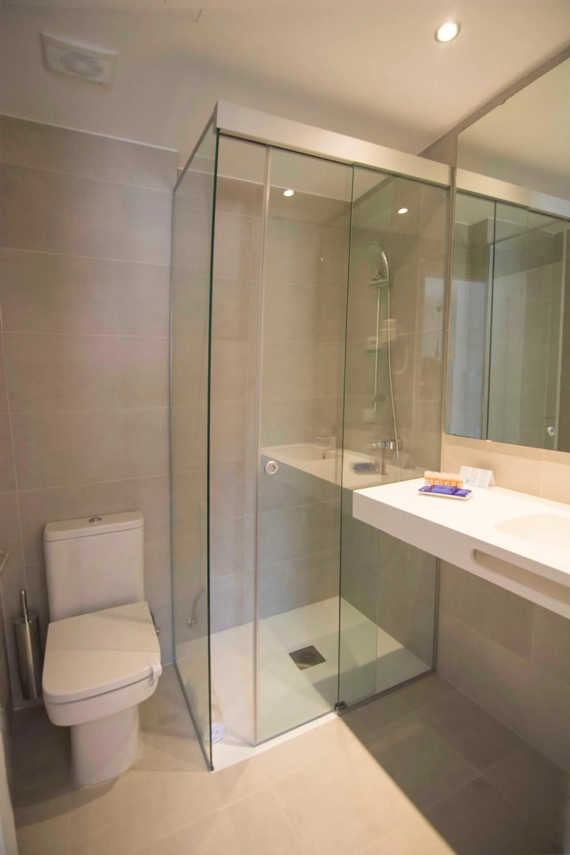 Shower, Bathroom in Petit Hotel Ciutadella