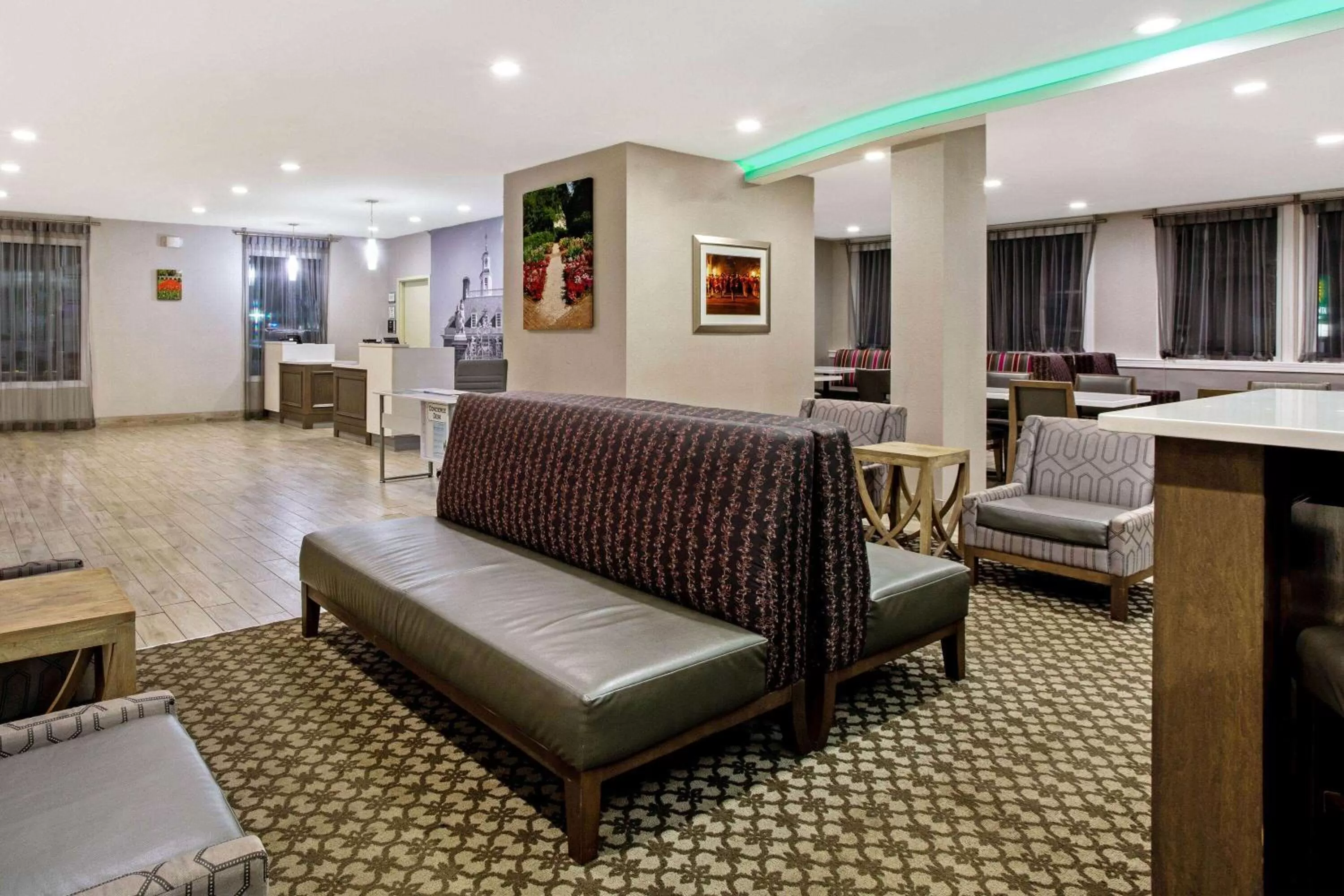 Lobby or reception in La Quinta by Wyndham Williamsburg Historic Area