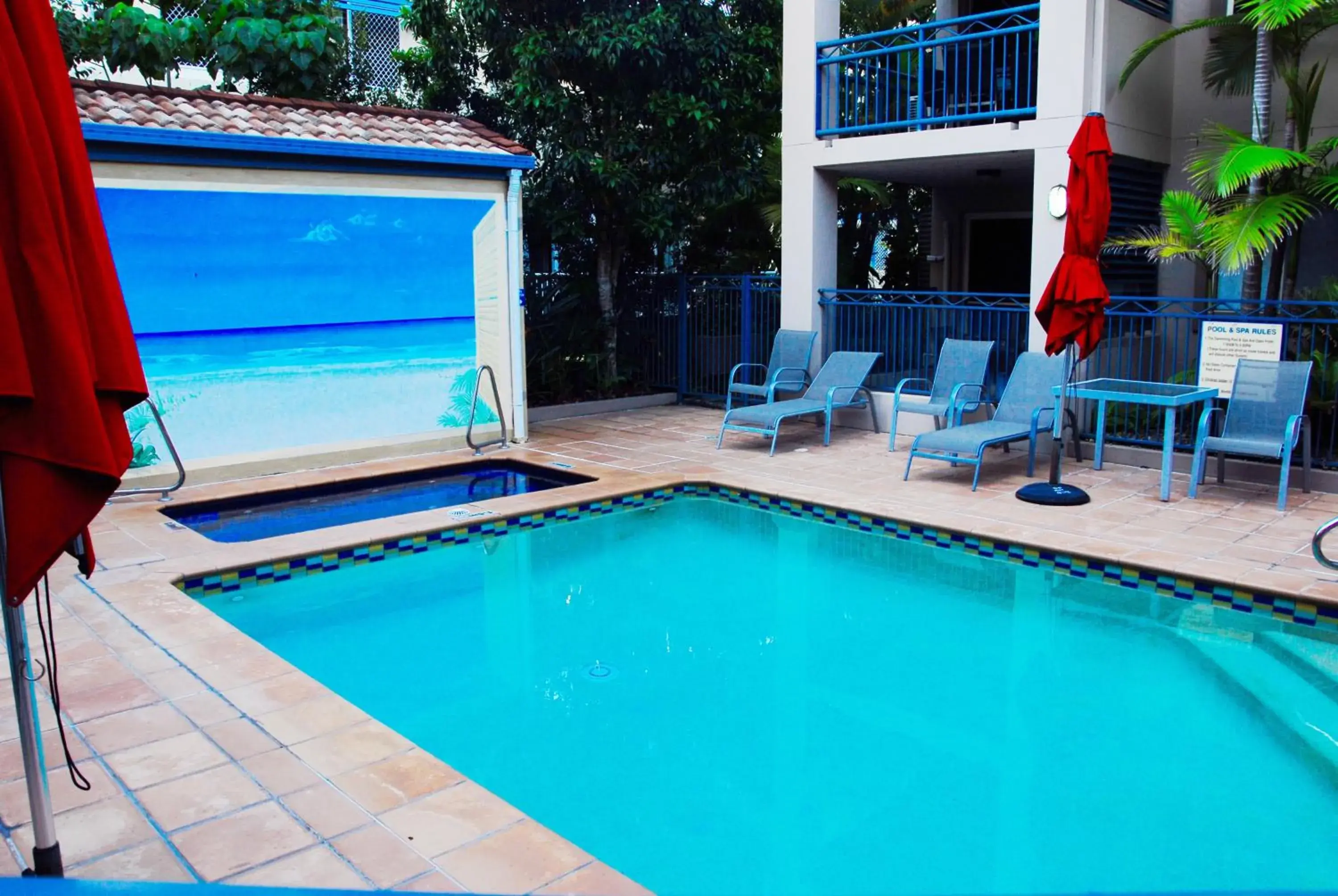 Swimming Pool in Montego Sands Resort