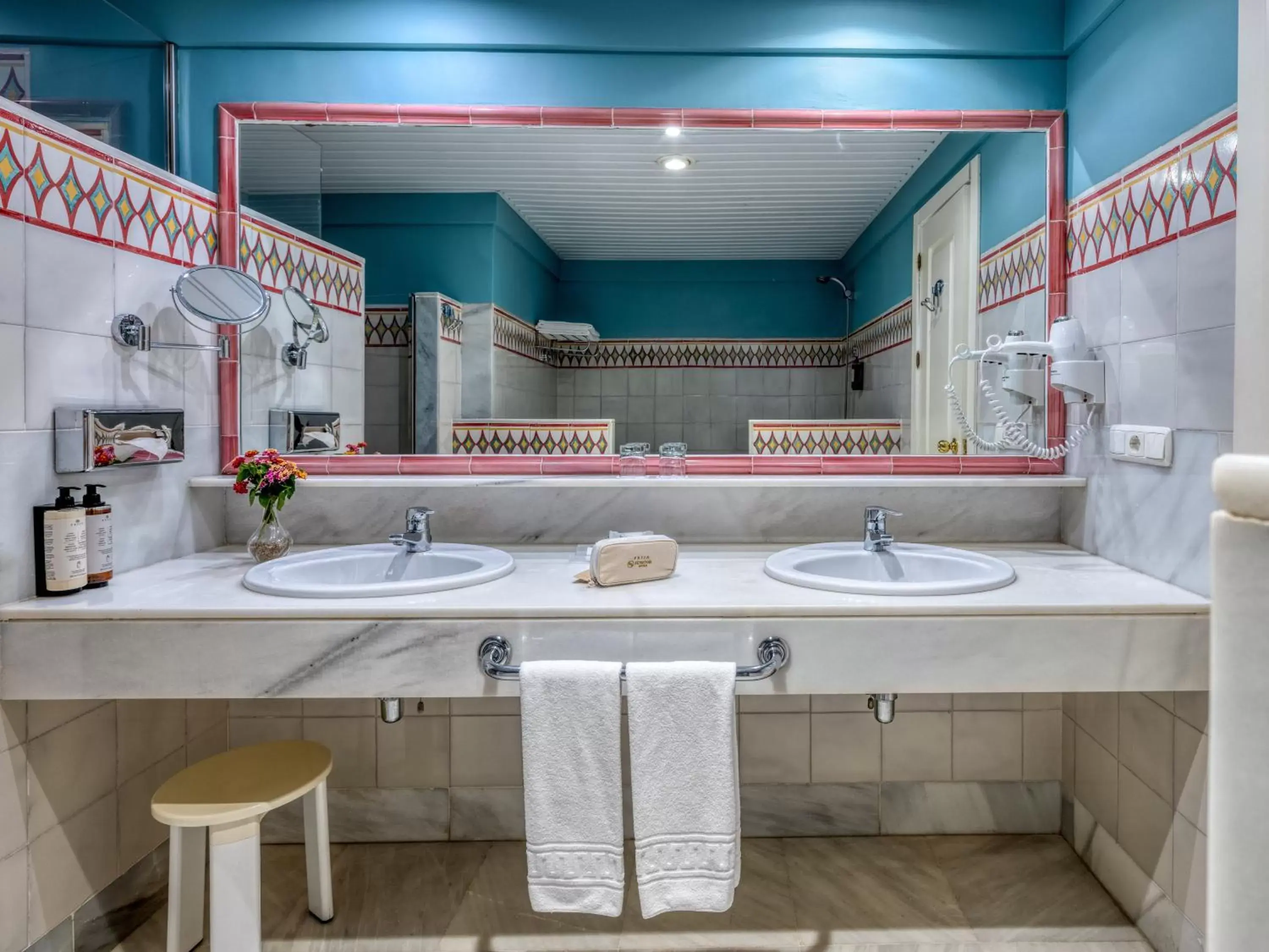 Bathroom in Guadacorte Park