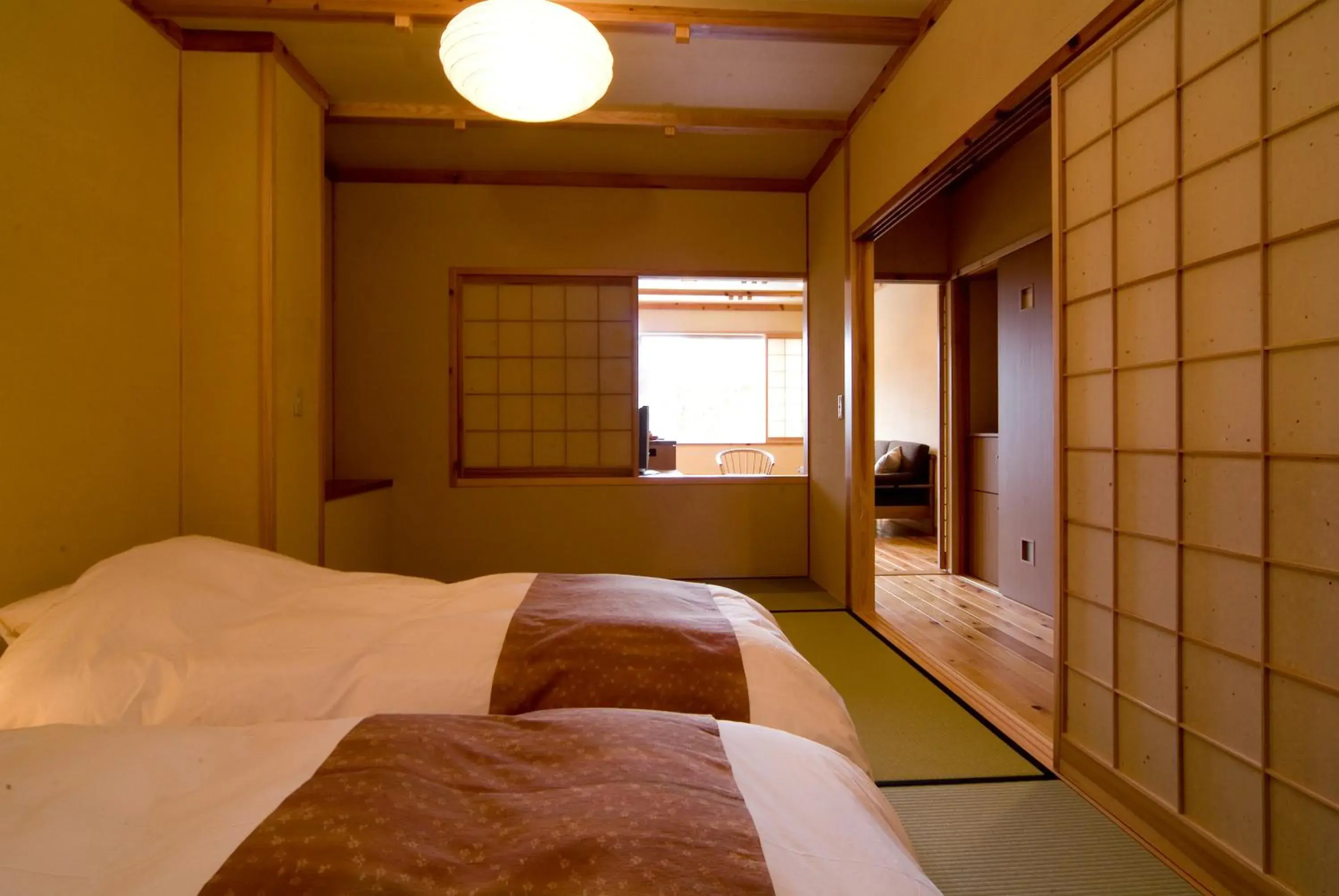 Bed in Okuhida Hot spring Miyama Ouan