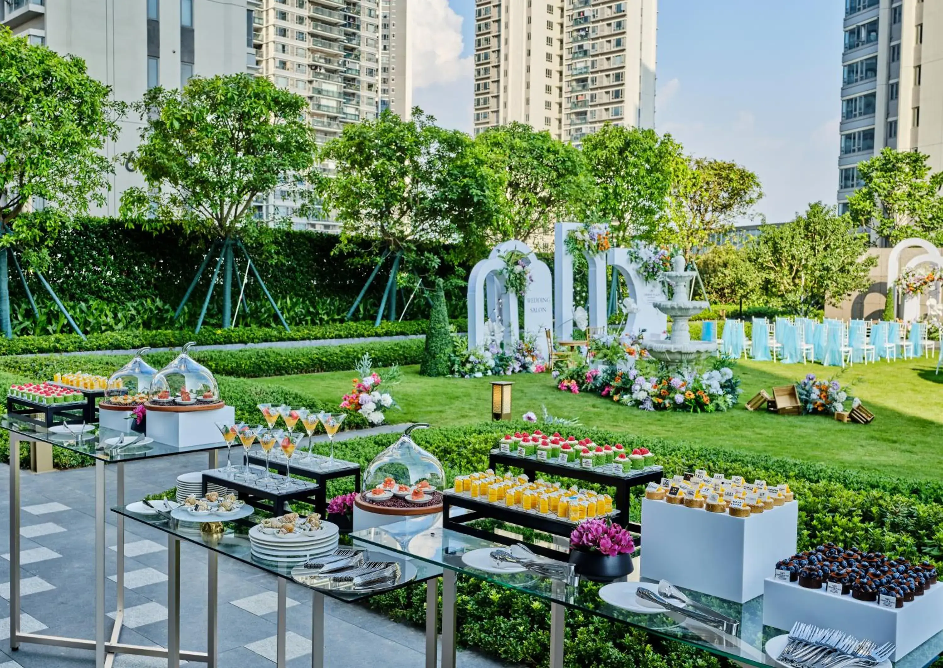 Garden in Crowne Plaza Jiangmen Binjiang, an IHG Hotel