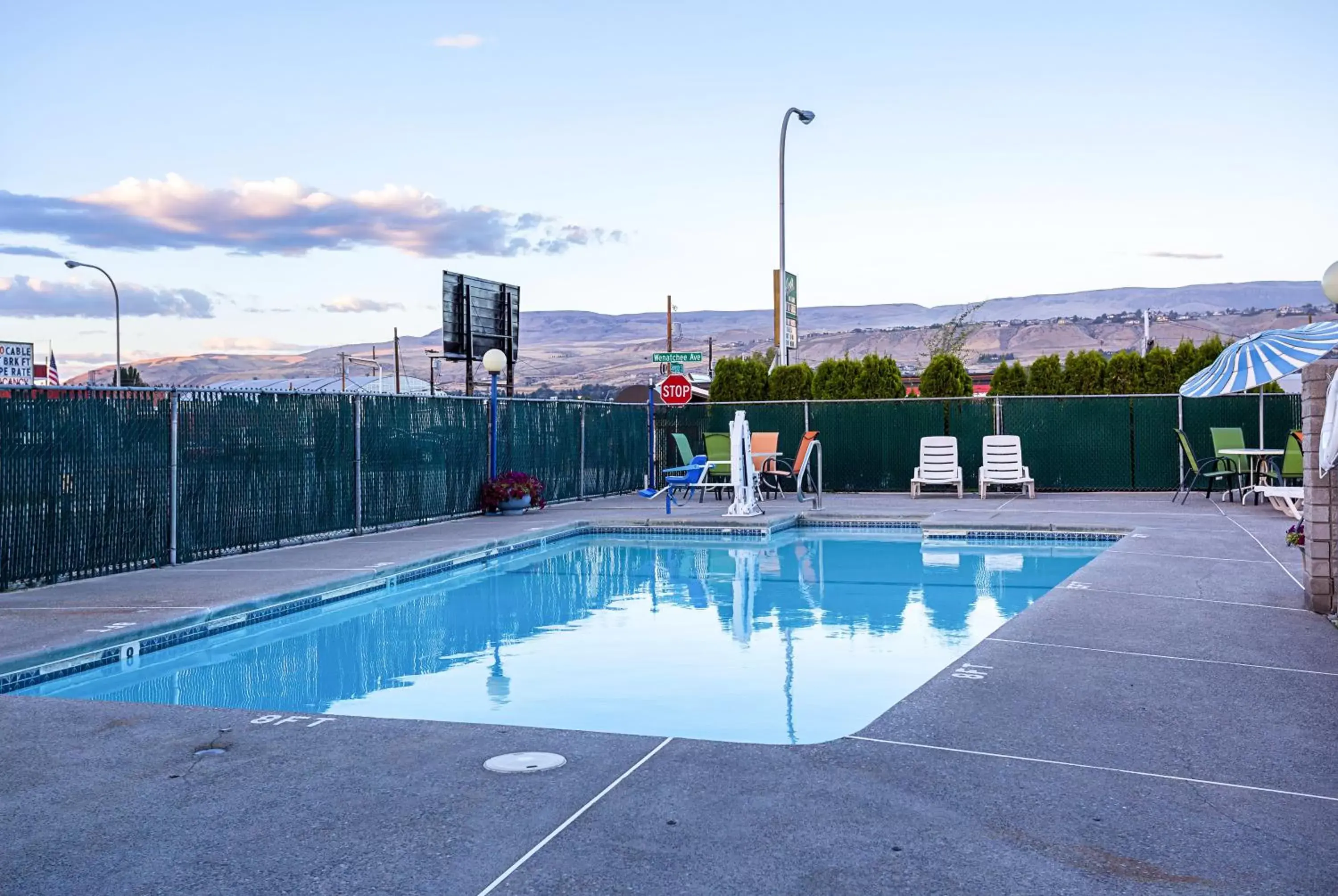 Swimming Pool in Motel 6-Wenatchee, WA