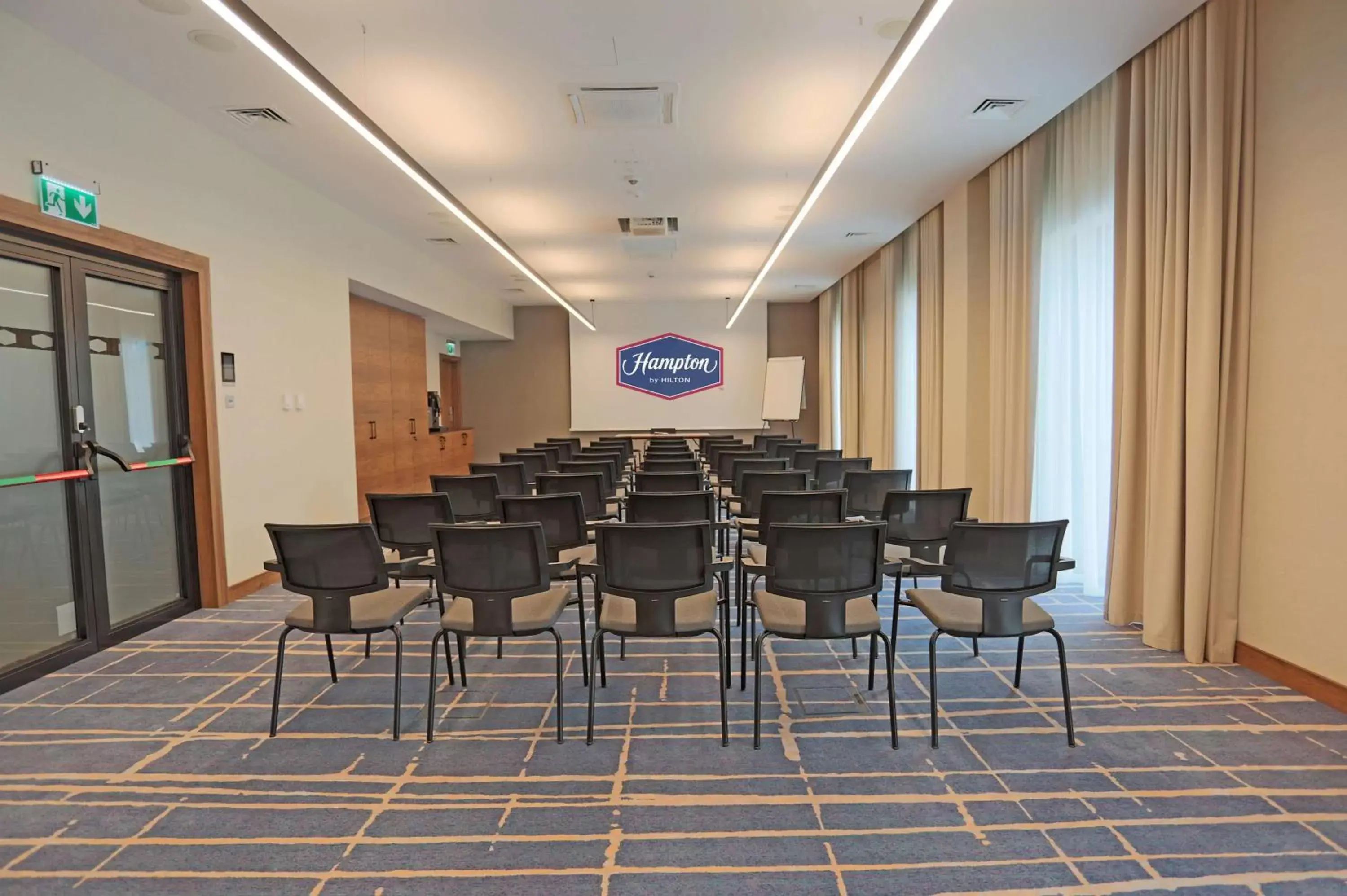 Meeting/conference room in Hampton By Hilton Kalisz