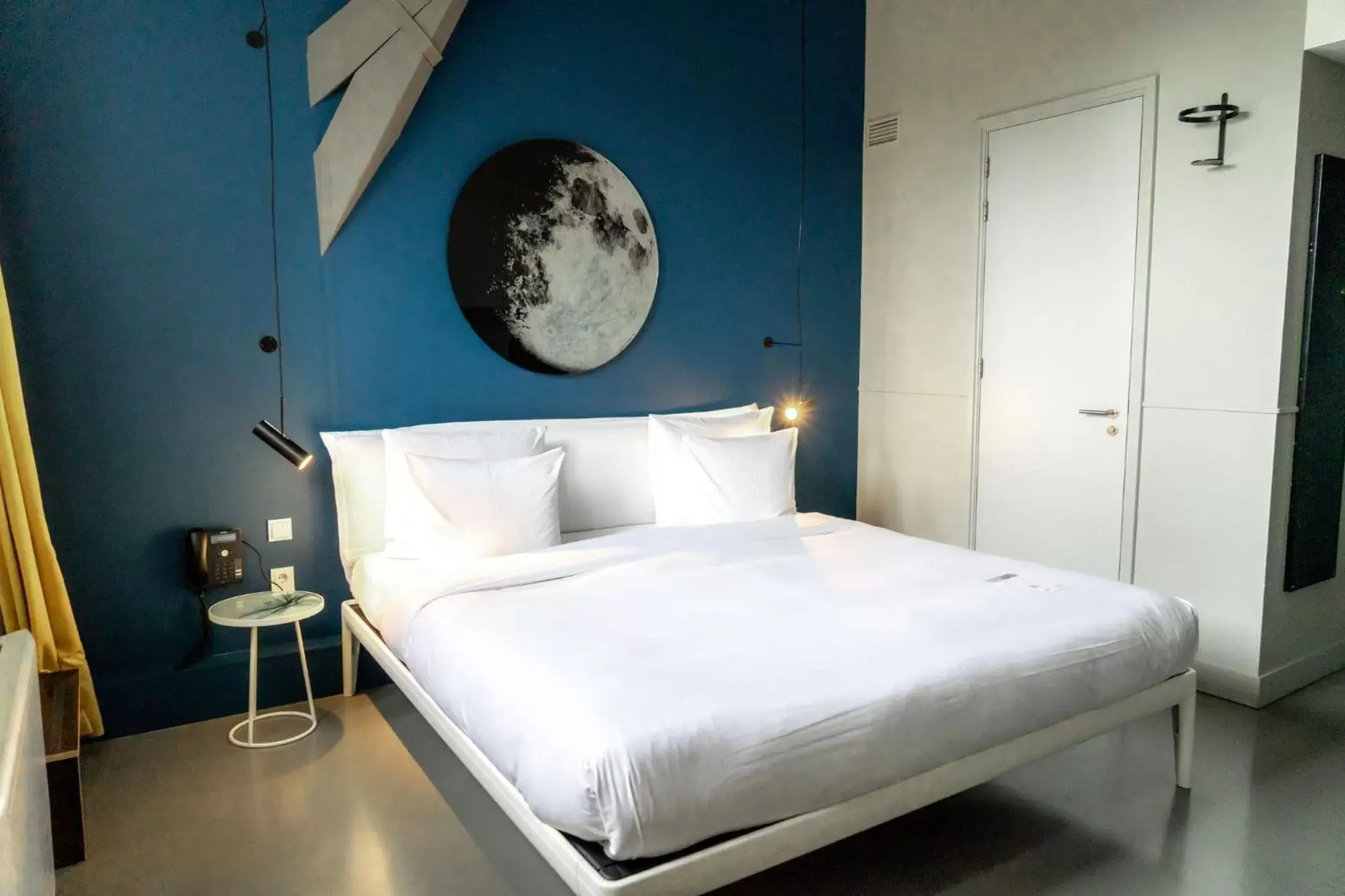 Bed in Conscious Hotel Westerpark