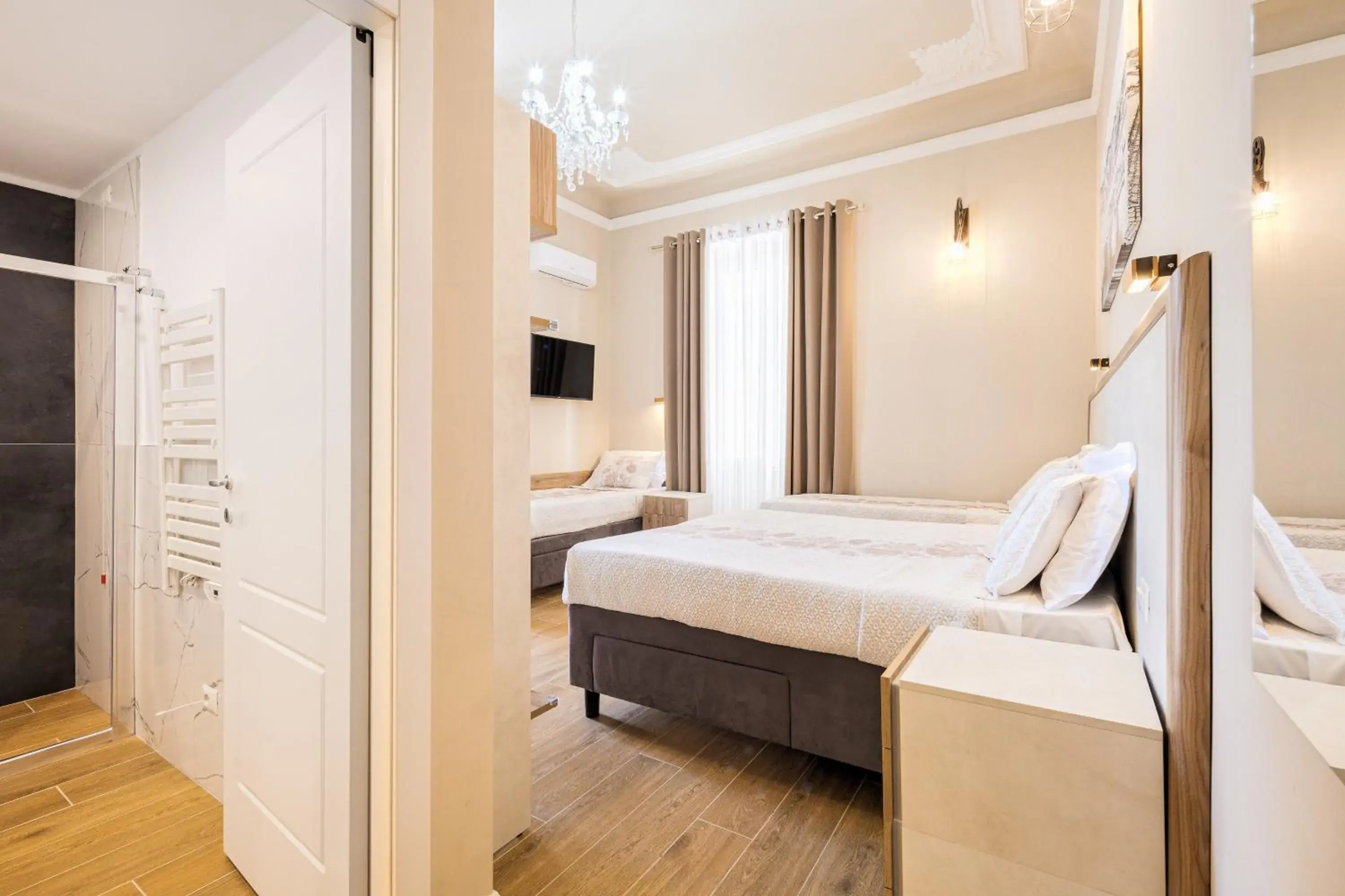 Bedroom, Bed in Hotel Bijou Roof Terrace Bedroom, Bed in Hotel Bijou Roof Terrace