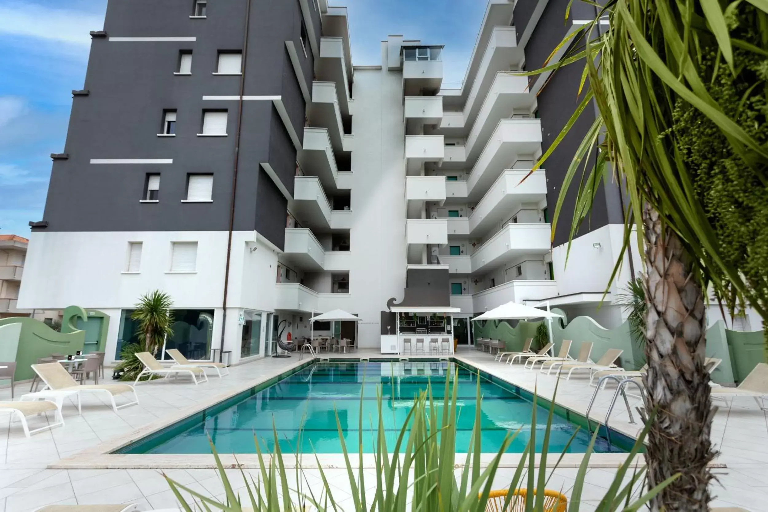 Swimming Pool in Nero D'Avorio Aparthotel & SPA