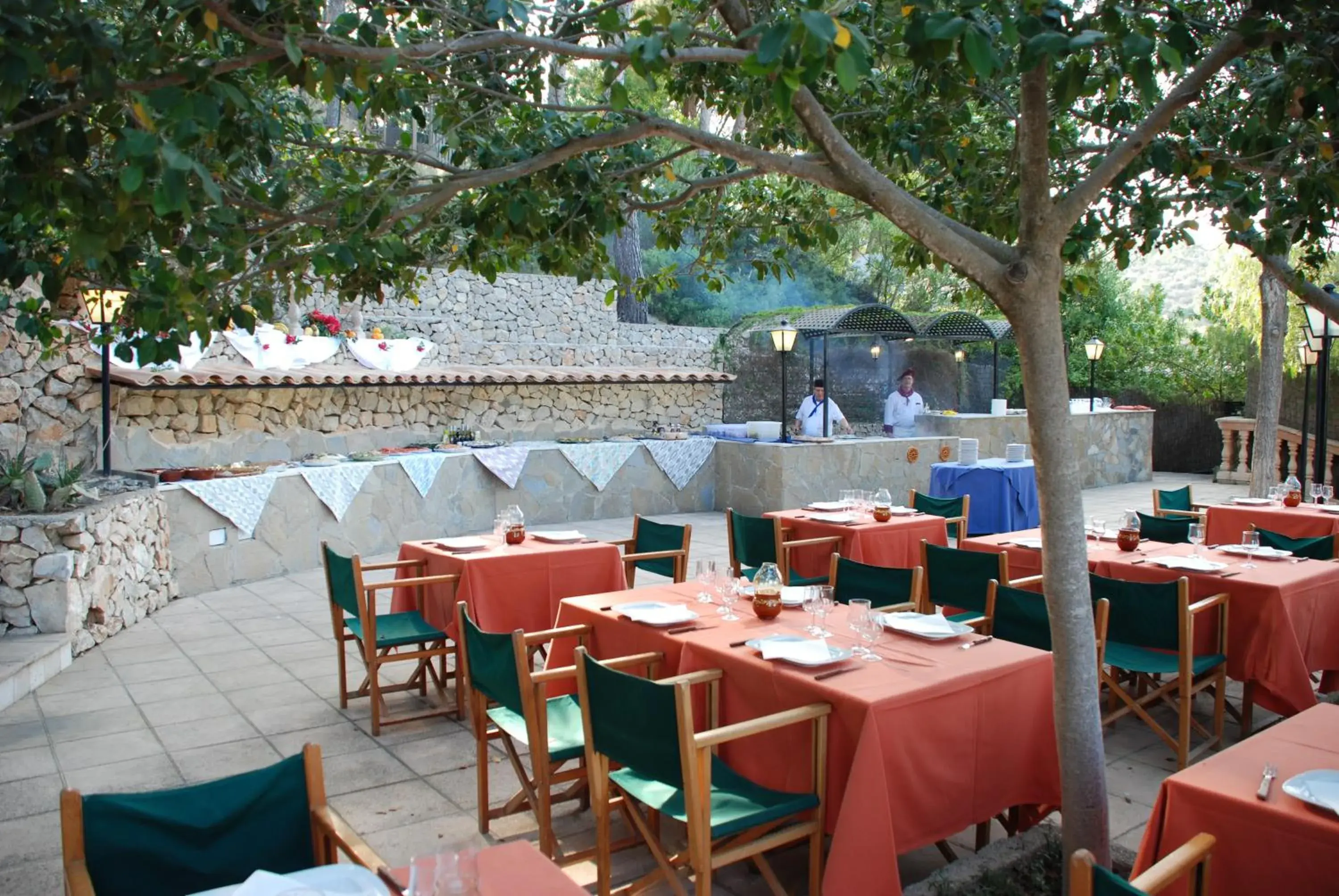 Restaurant/Places to Eat in Hotel Petit Cala Fornells