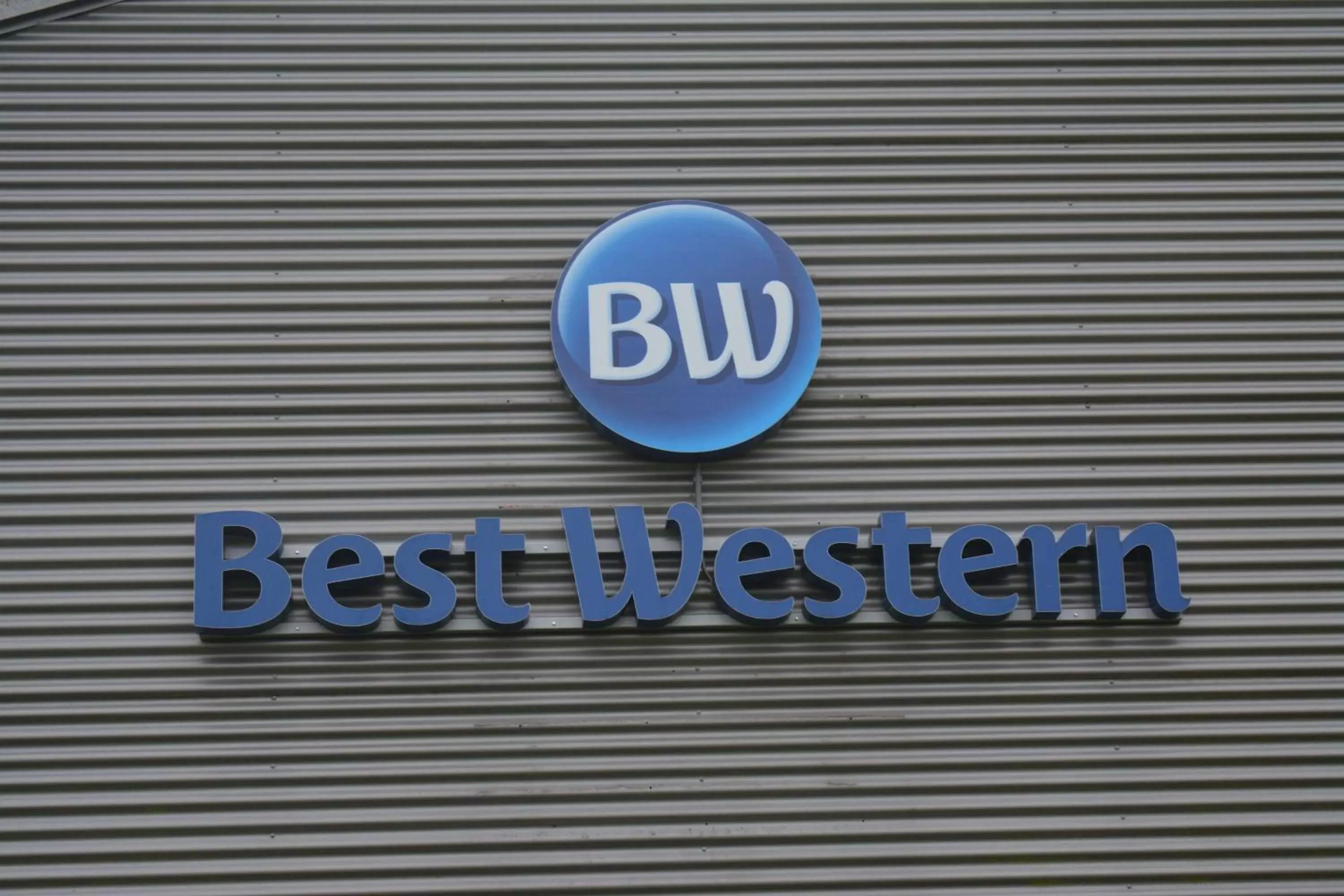 Property building in BEST WESTERN Hotel Brussels South