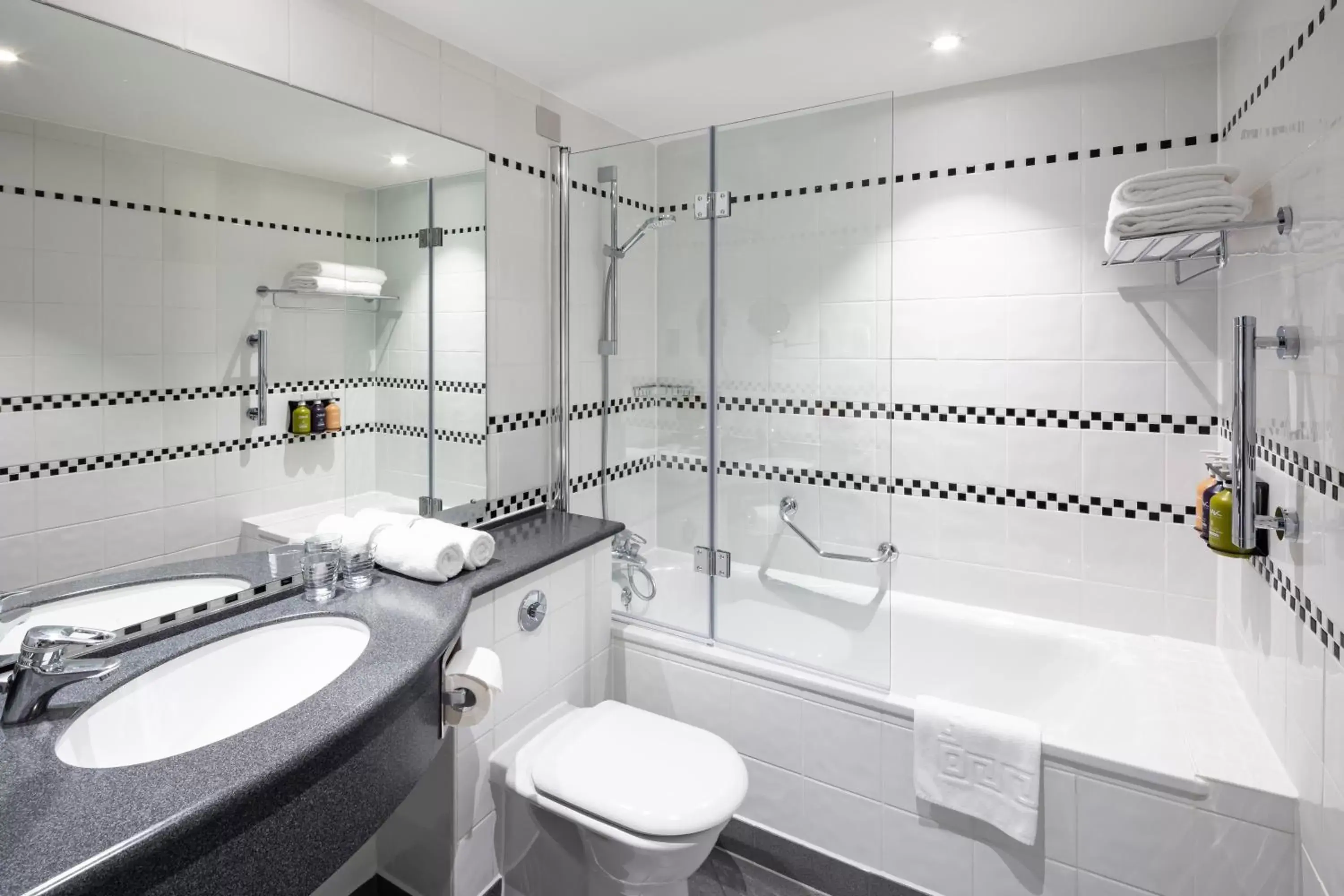 Bathroom in Holiday Inn London - Gatwick Airport, an IHG Hotel