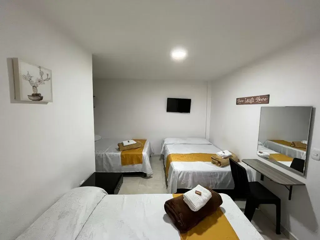 Family Double Room in Hotel Cafe Estrella Family Double Room in Hotel Cafe Estrella