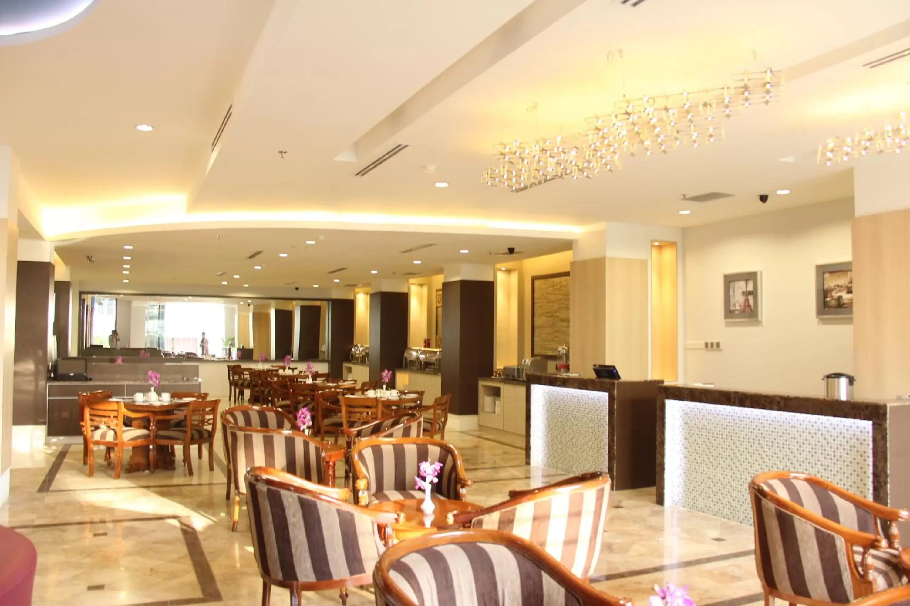 Restaurant/places to eat in Dreamtel Jakarta Restaurant/places to eat in Dreamtel Jakarta