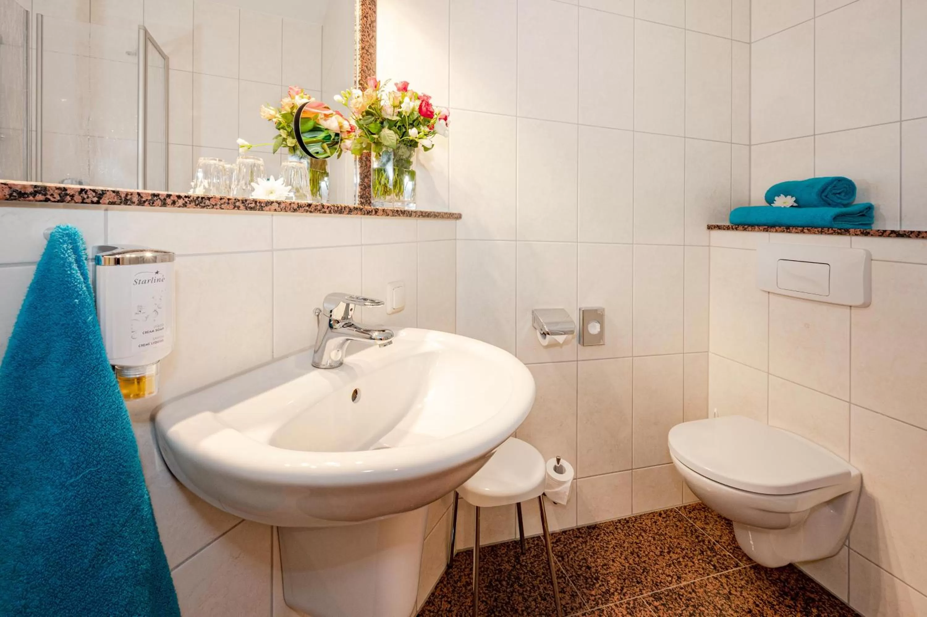 Bathroom in Vineta Strandhotels