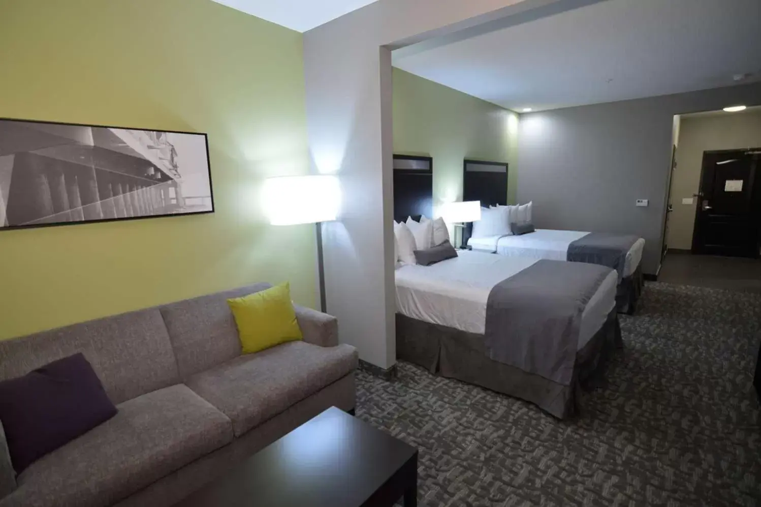Bedroom in Best Western Plus Bay City Inn & Suites