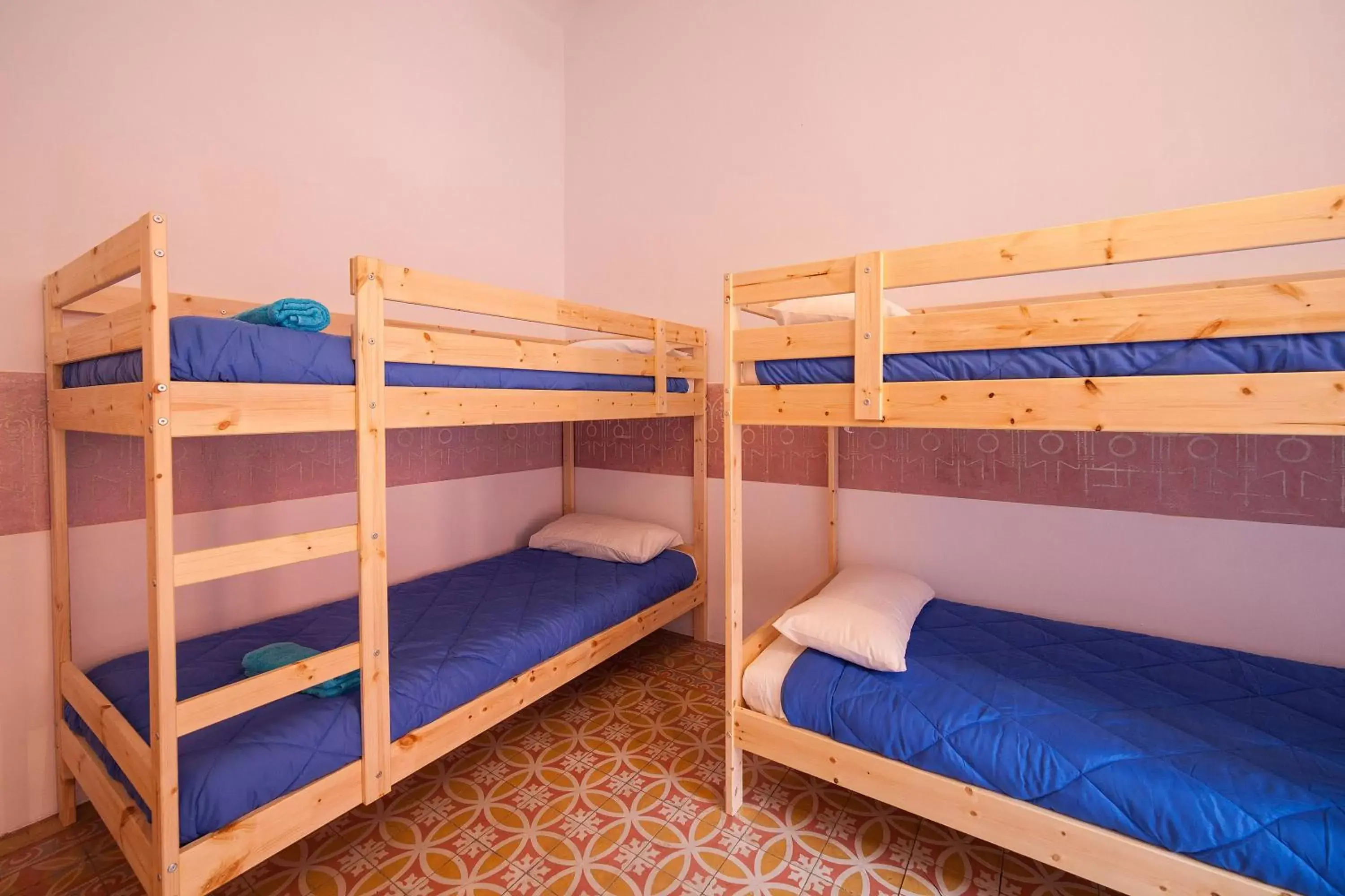 Bunk Bed in Bed in Girona