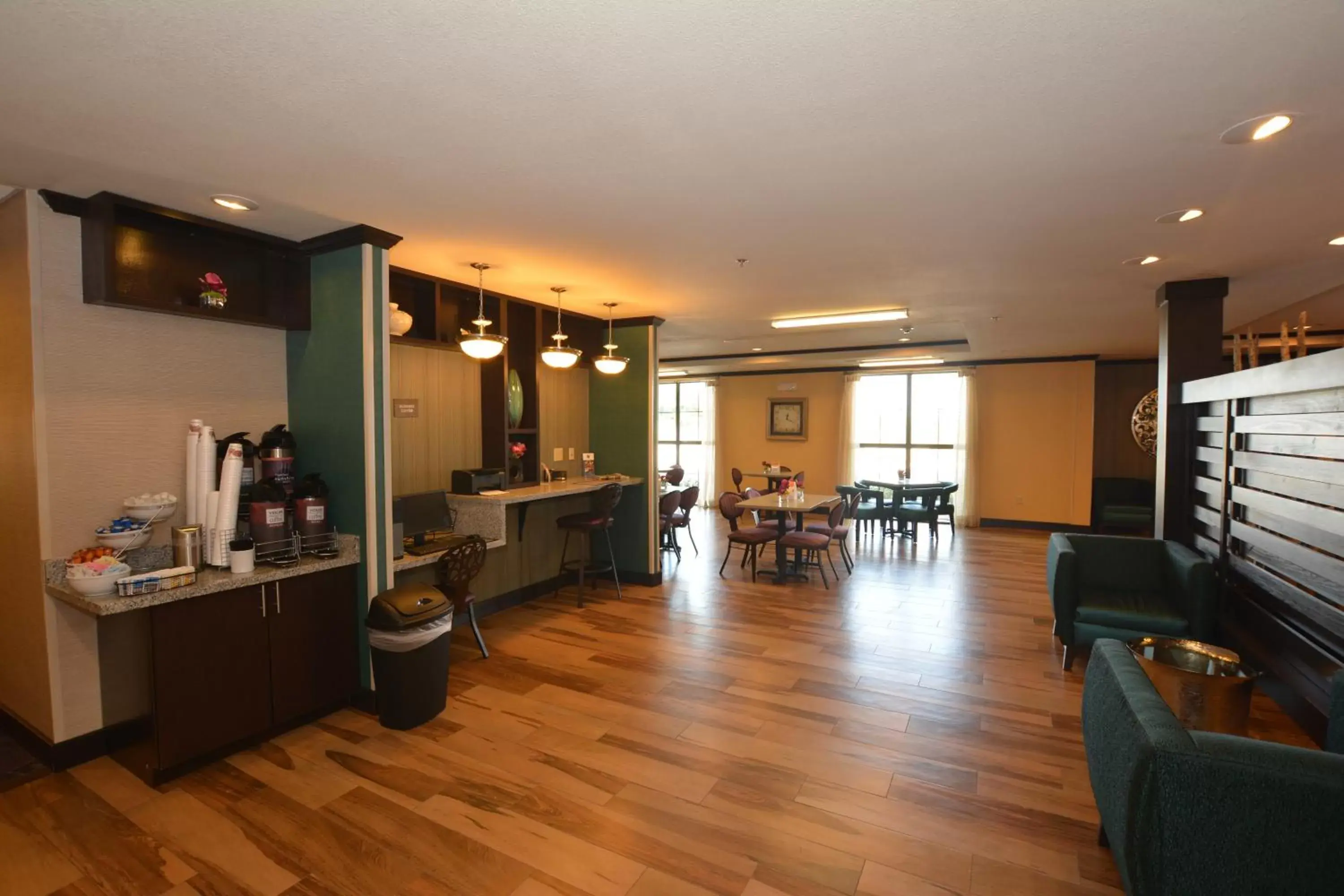 Restaurant/Places to Eat in Comfort Inn & Suites Newcastle - Oklahoma City