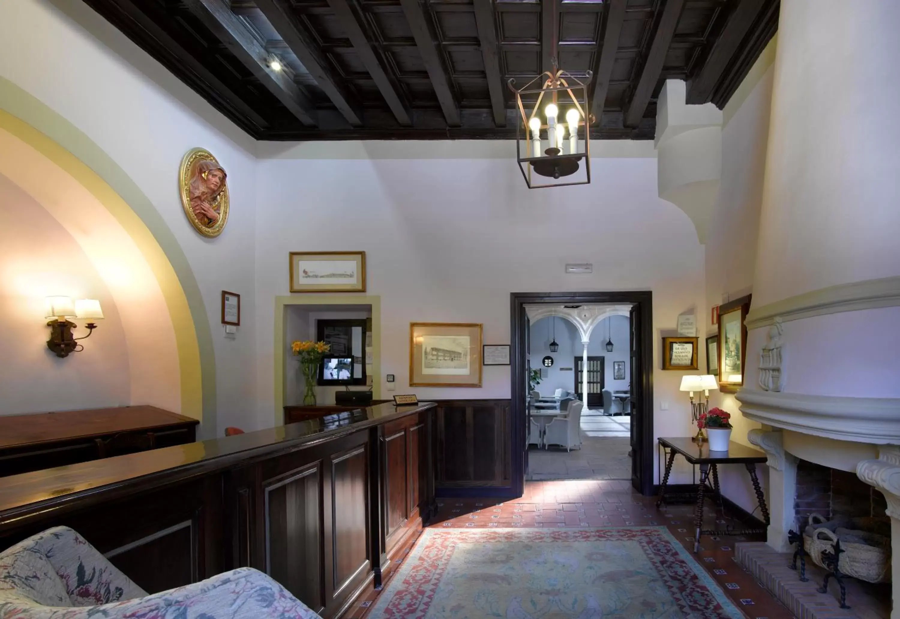 Lobby or reception, Bed in Parador de Ubeda Lobby or reception, Bed in Parador de Ubeda
