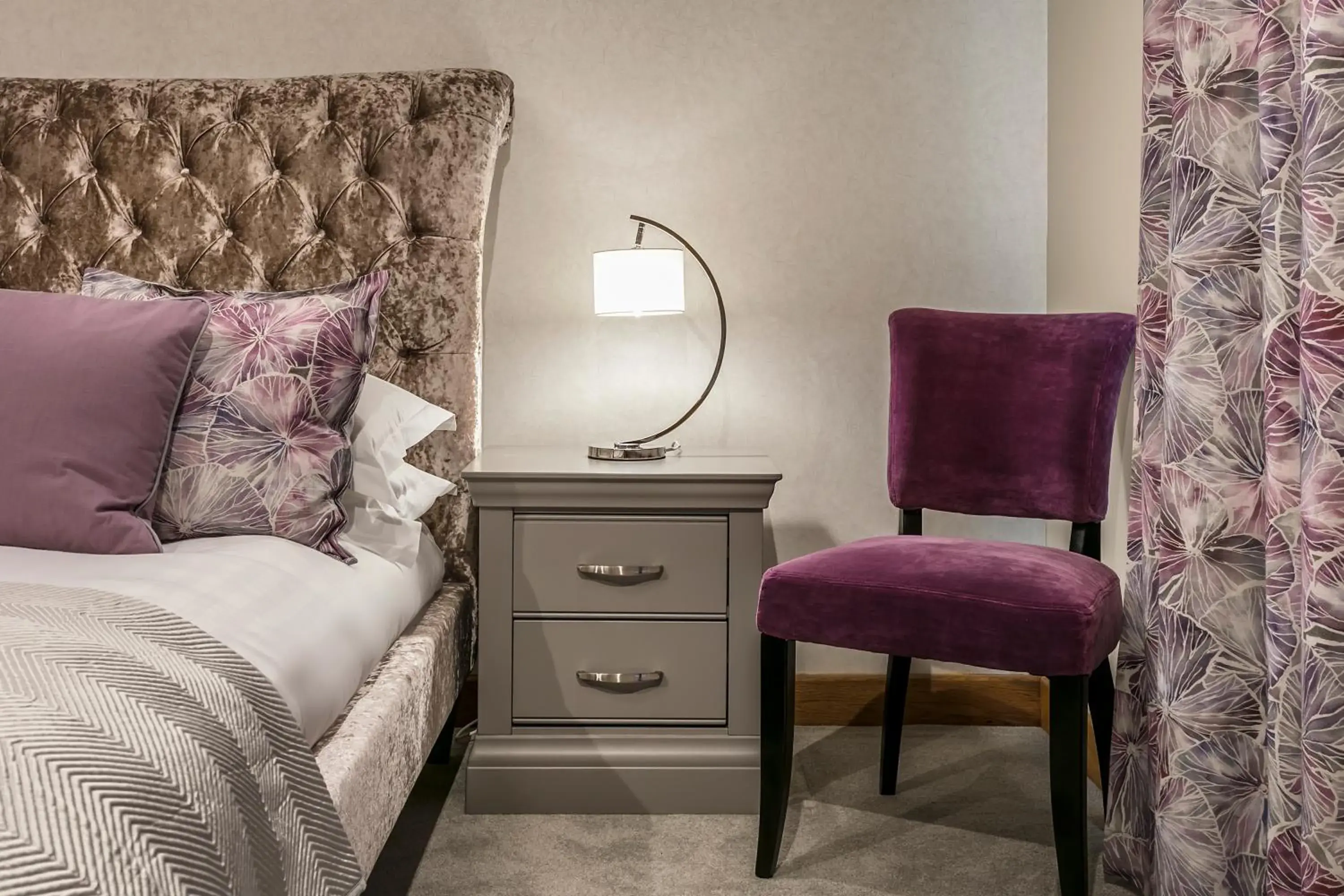 Bedroom, Seating Area in The Gamekeeper's Inn