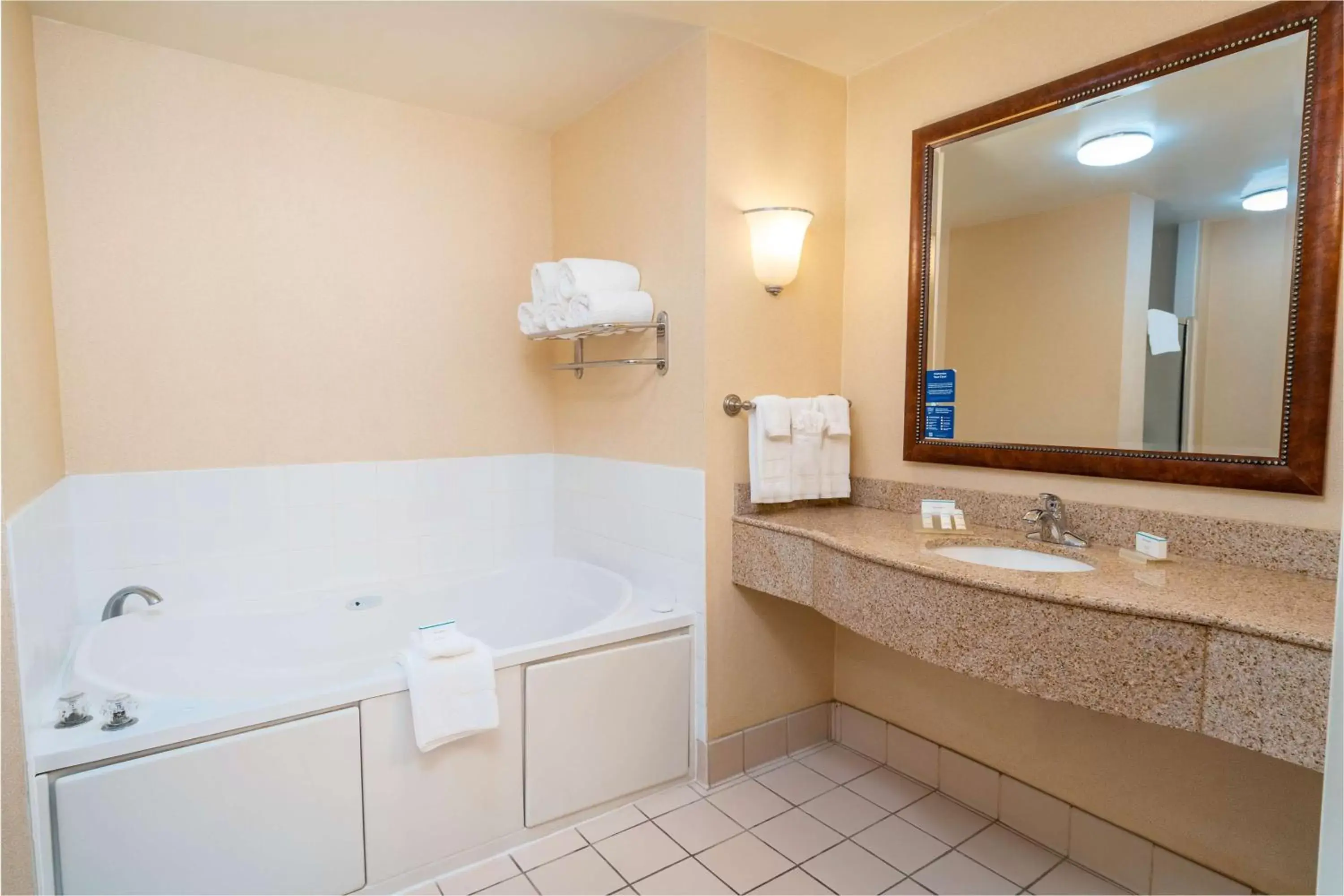 Bathroom in Hilton Garden Inn Ontario Rancho Cucamonga