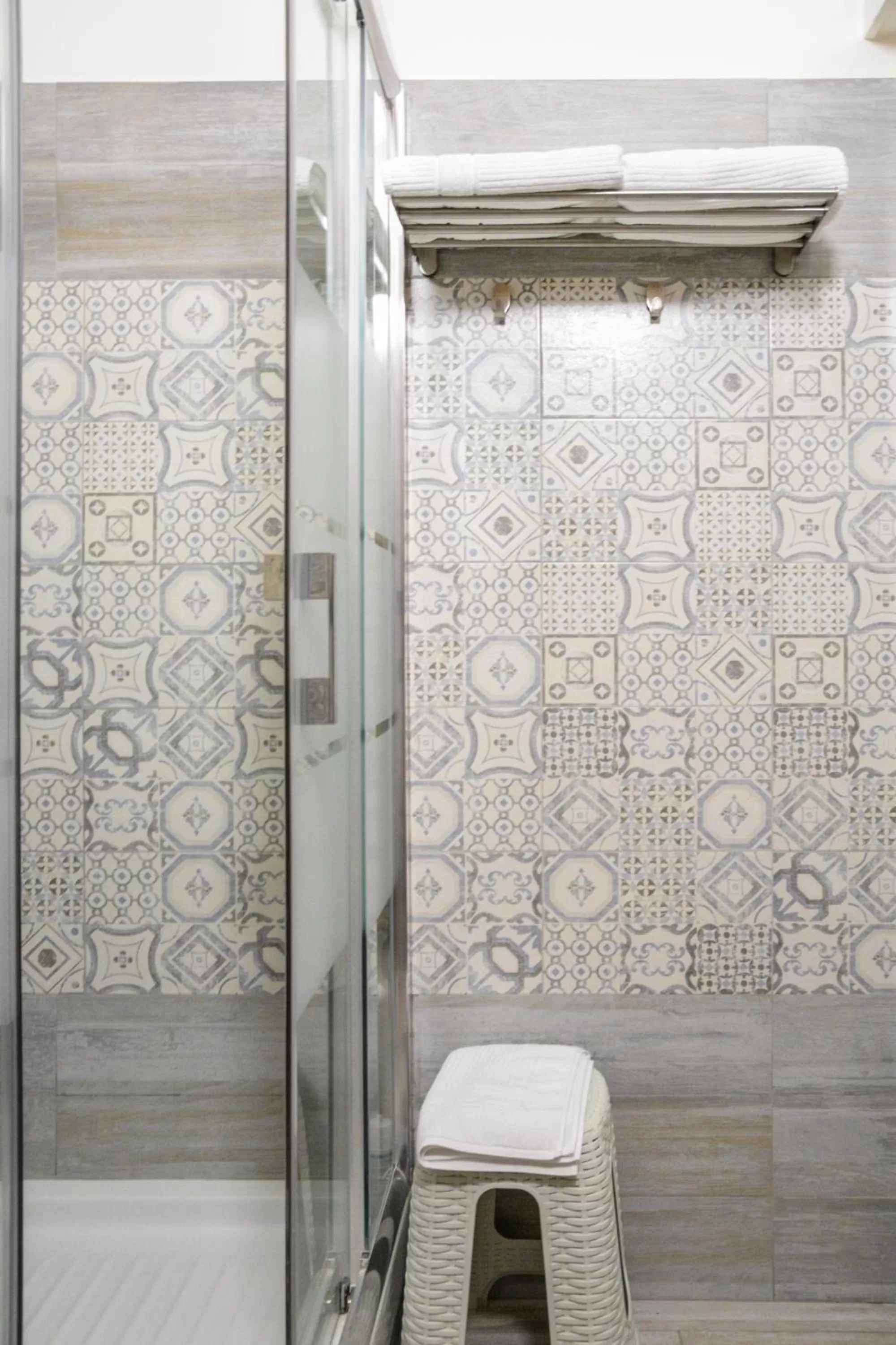 Shower in B&B Casa Cupiello