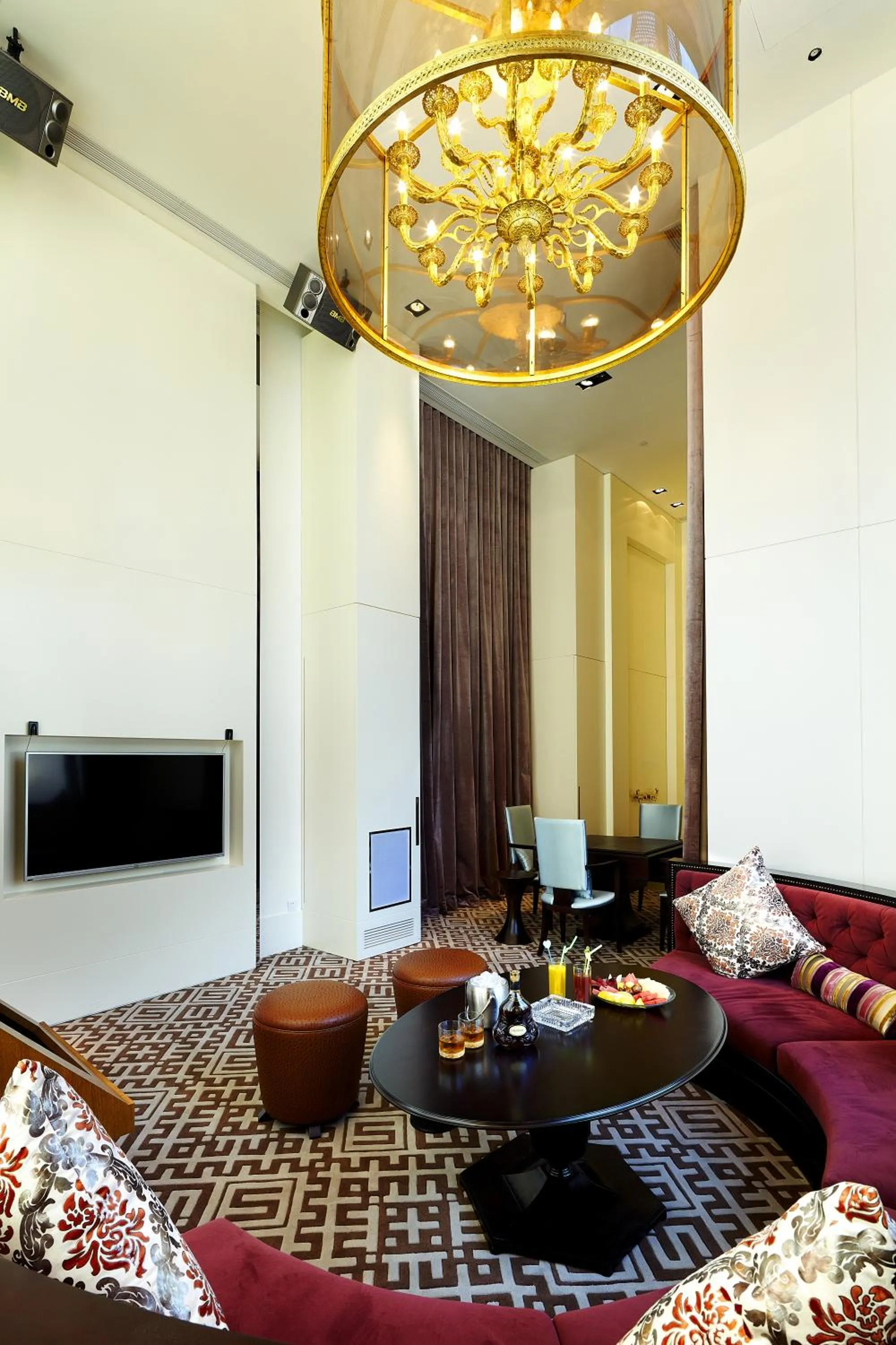 TV and multimedia in Hotel Kapok Shenzhen Bay