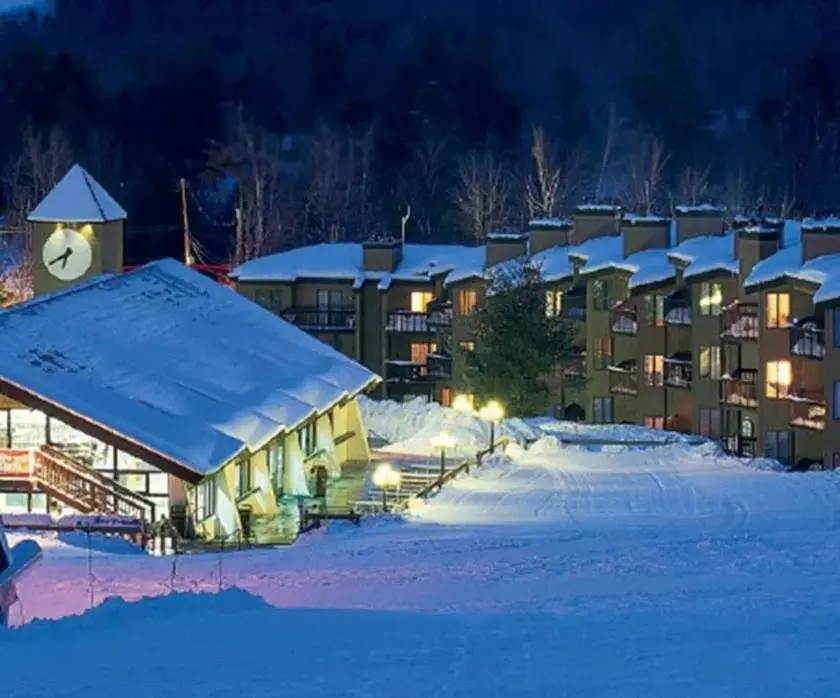 Facade/entrance in Mountain Lodge at Okemo Facade/entrance in Mountain Lodge at Okemo