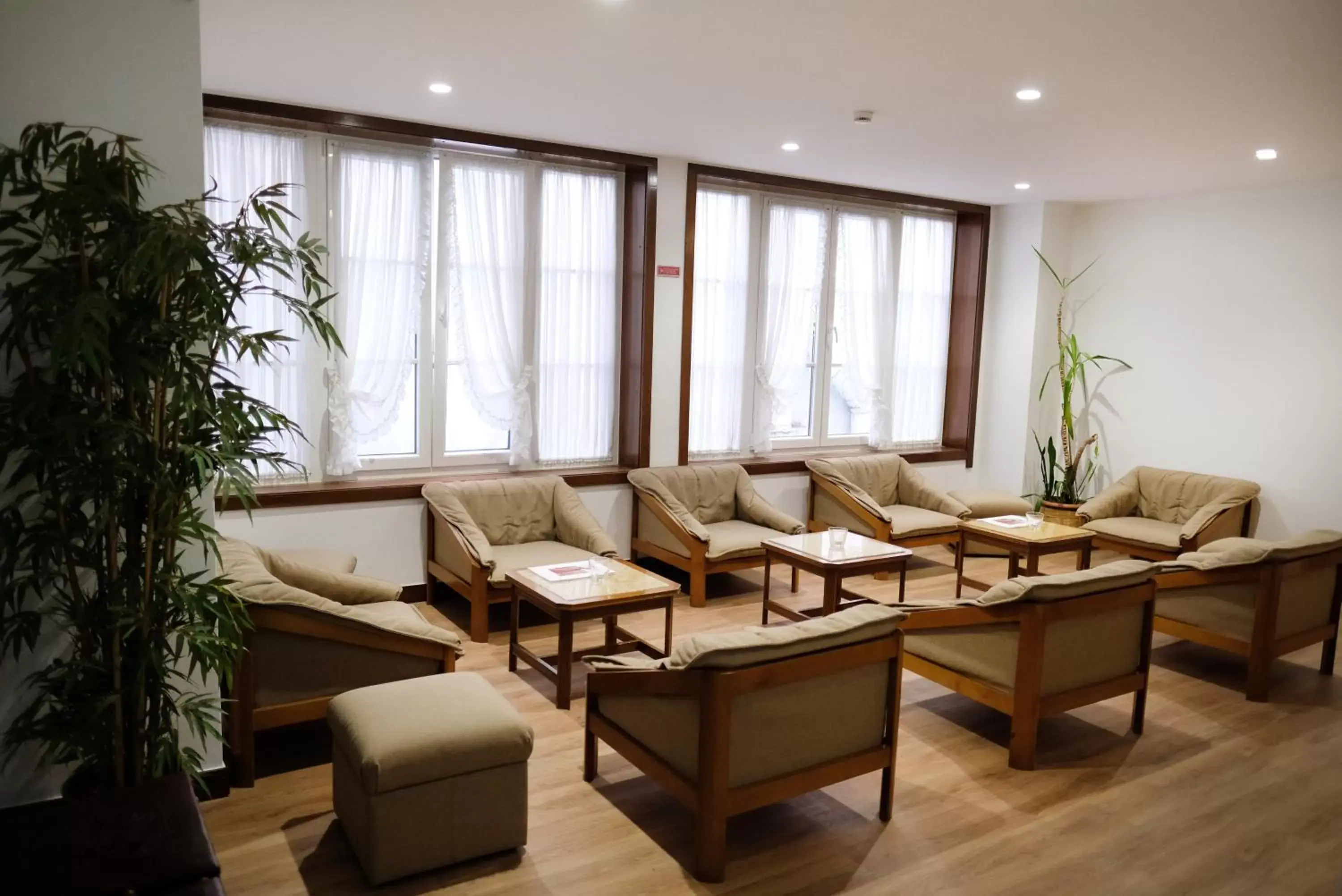 Seating area in Hotel Dona Sofia