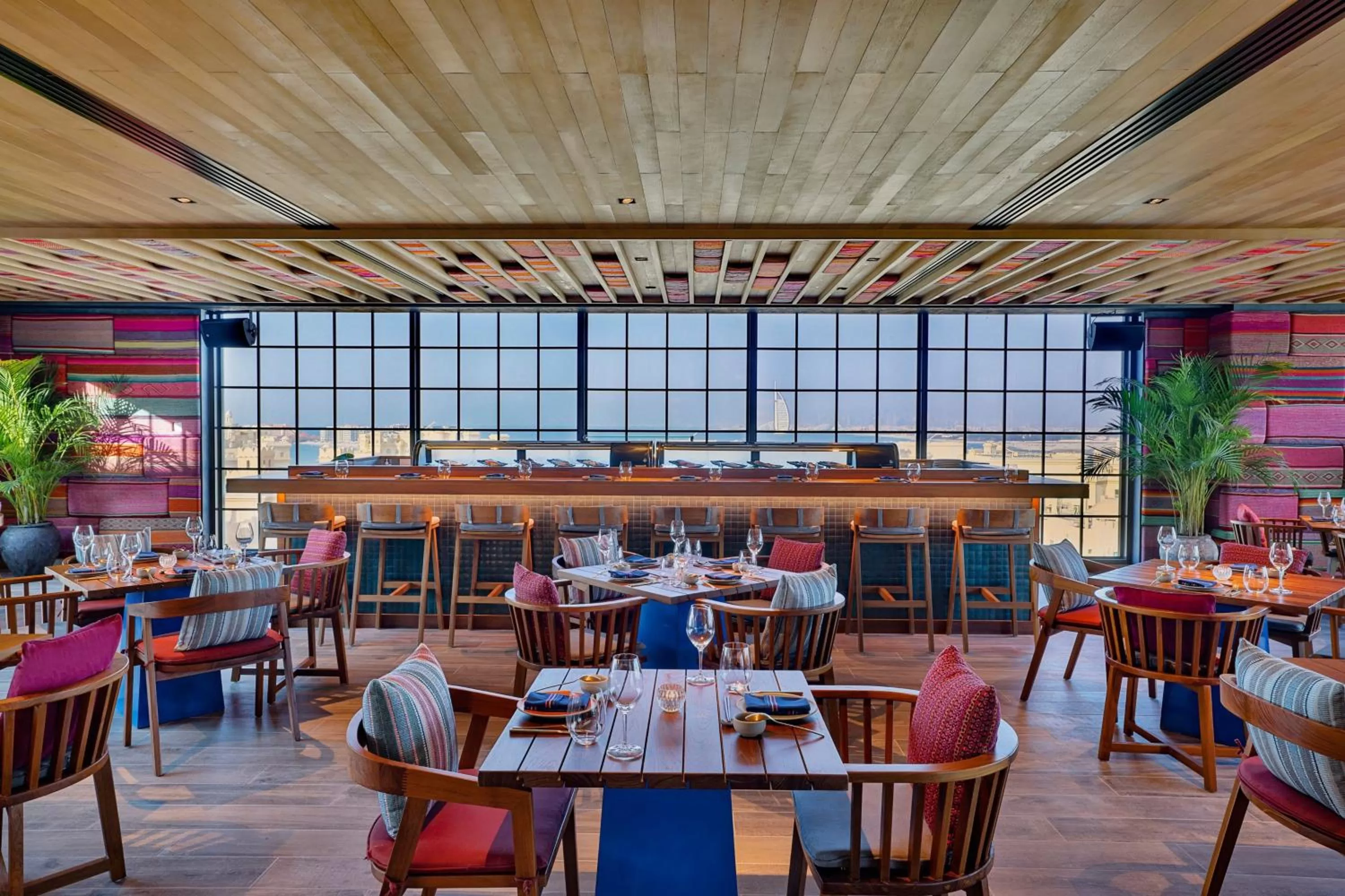 Lounge or bar in Marriott Resort Palm Jumeirah, Dubai