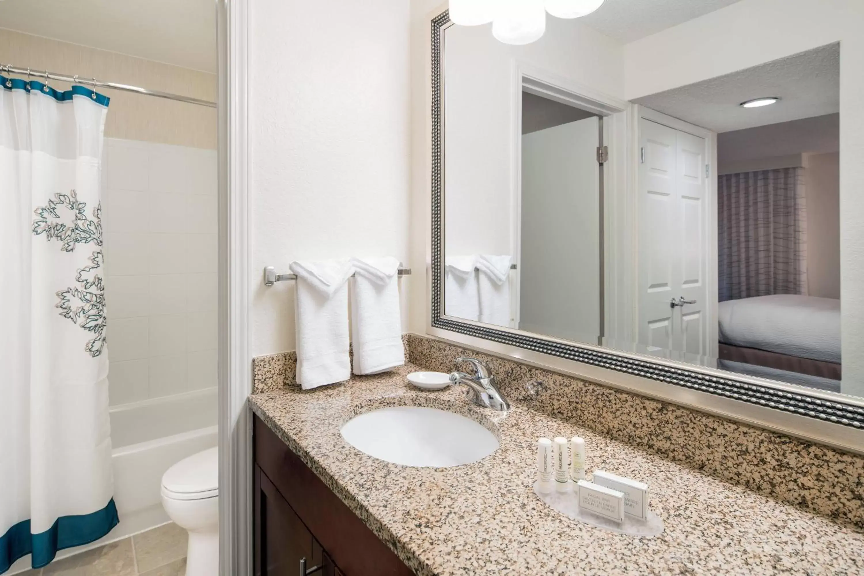 Bathroom in Residence Inn Costa Mesa Newport Beach