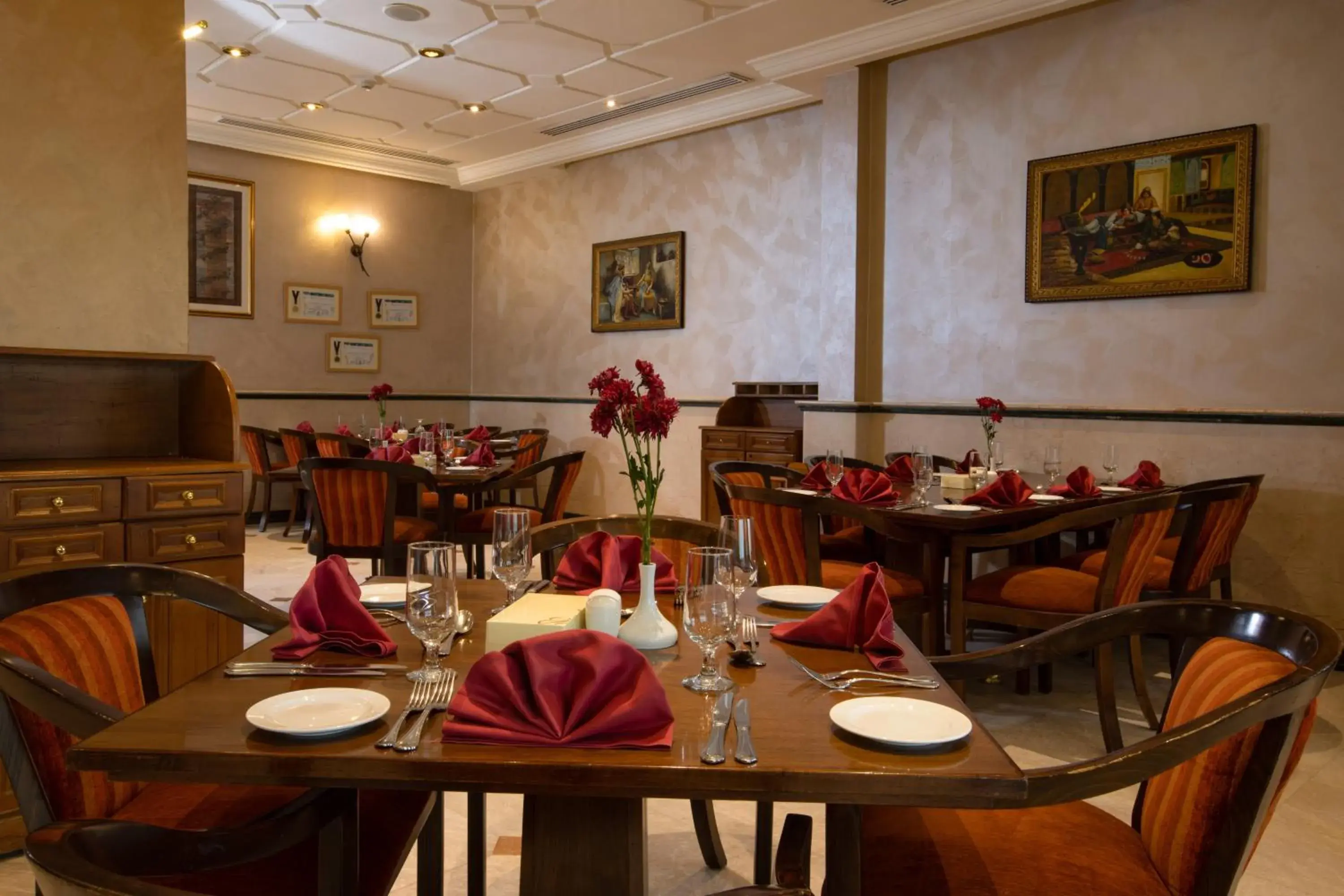 Restaurant/Places to Eat in Bristol Amman Hotel