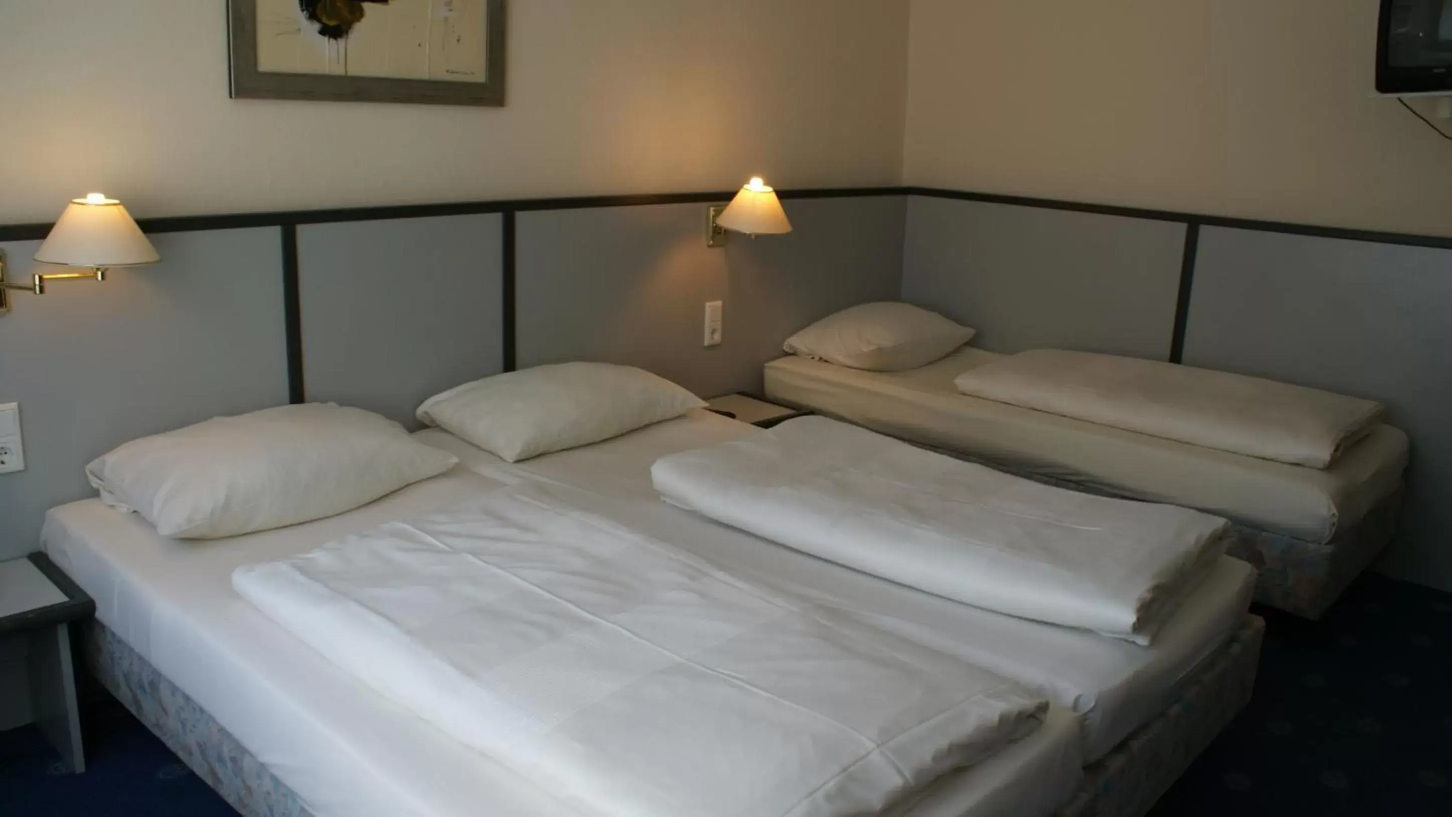 Triple Room in Bahn-Hotel