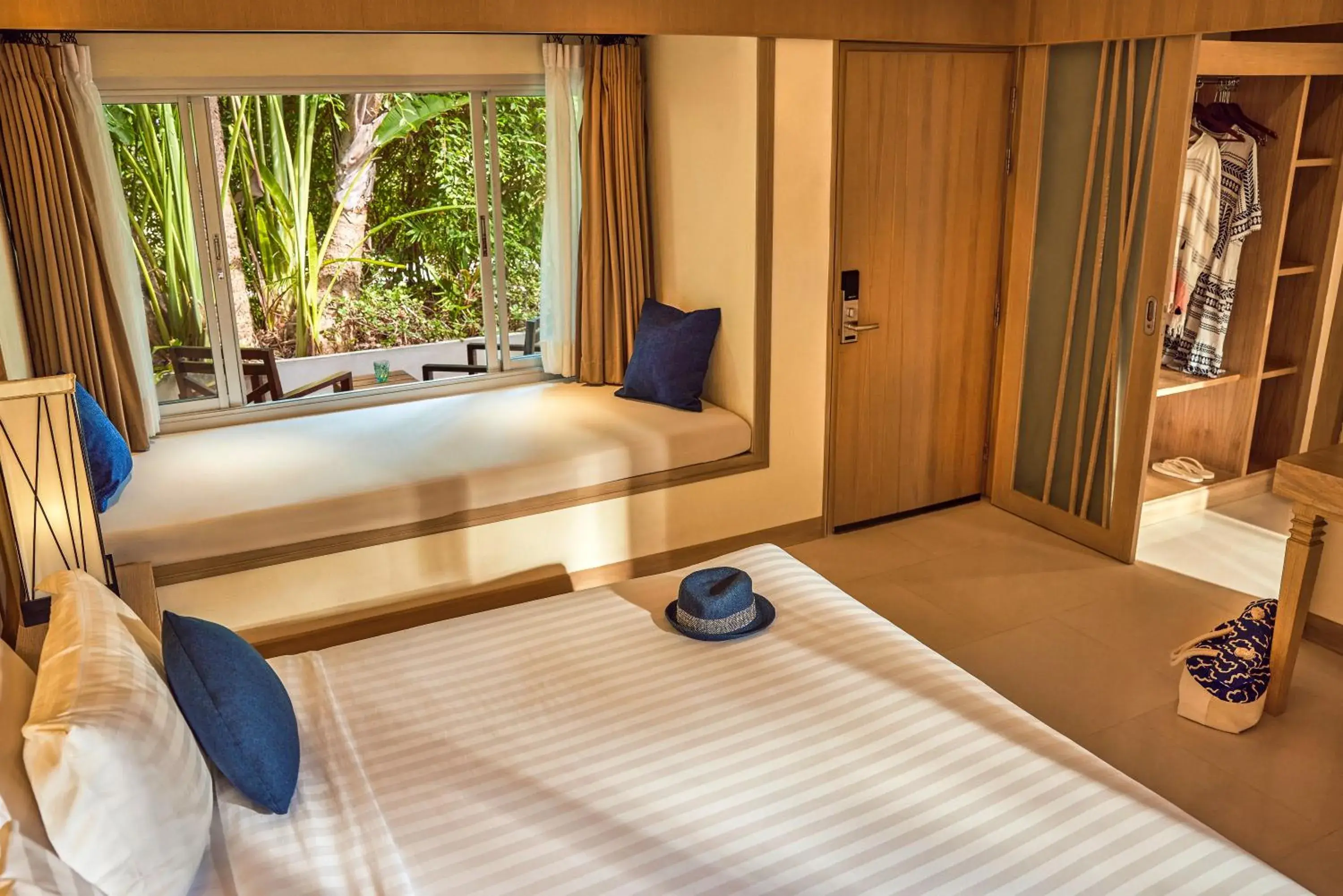 Bed in TUI BLUE The Passage Samui Private Pool Villas & Beach Resort