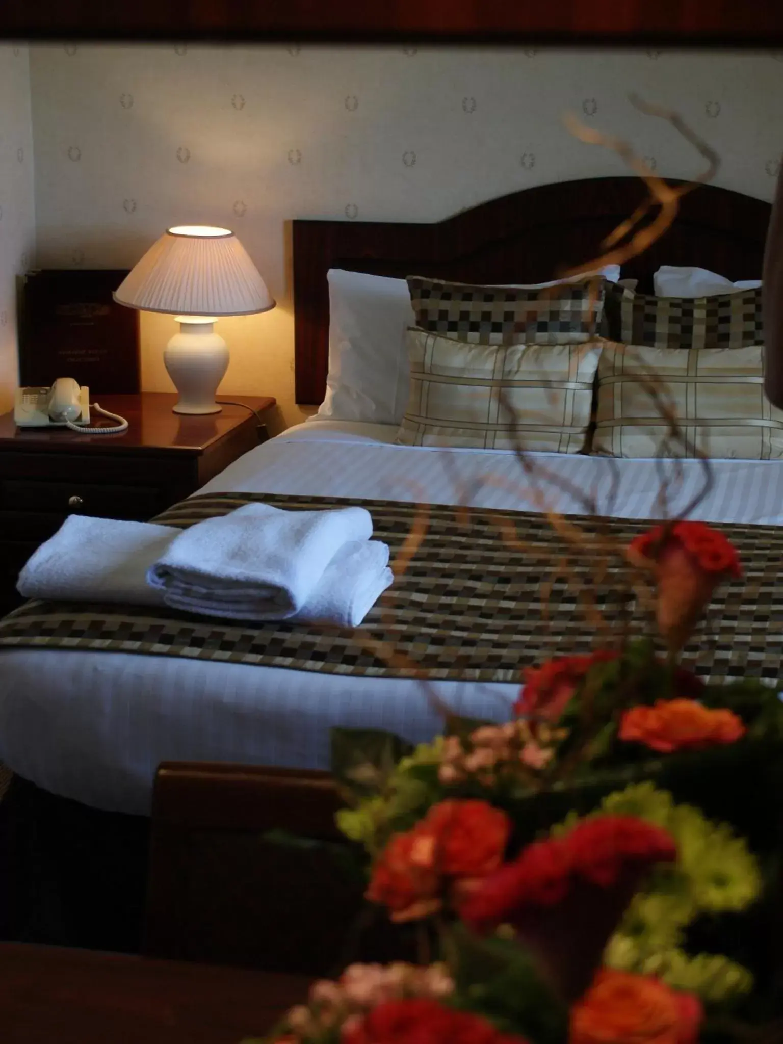 Bed in Ramnee Hotel