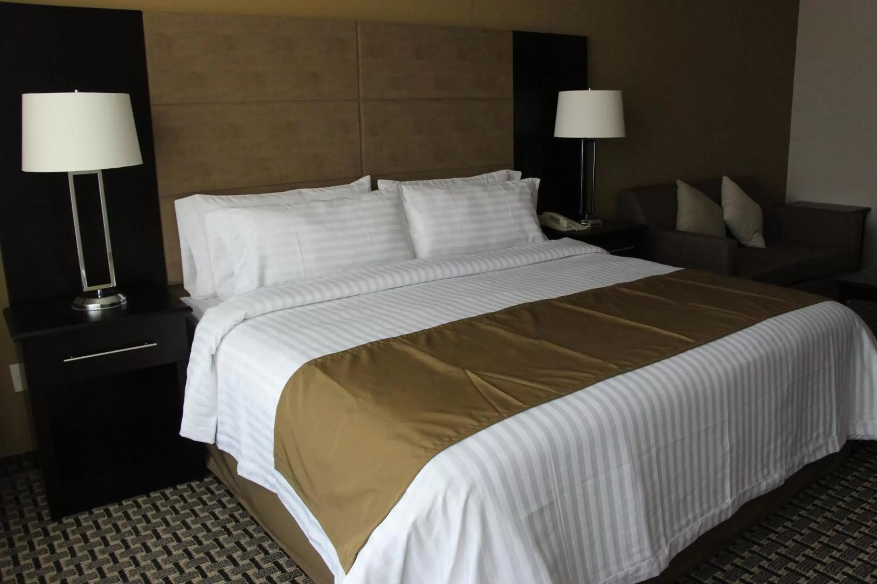 Premium King Room in Holiday Inn Mexico Santa Fe by IHG Premium King Room in Holiday Inn Mexico Santa Fe by IHG