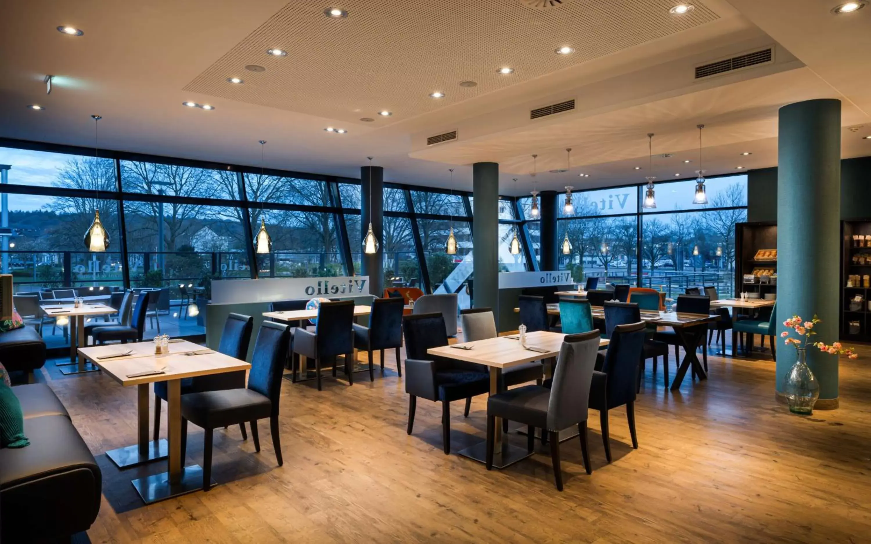 Restaurant/Places to Eat in elaya hotel kleve, ehemals The Rilano Hotel Cleve City