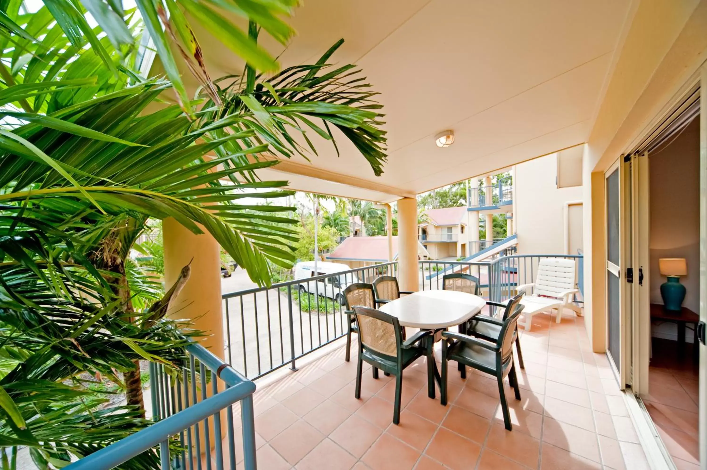 Patio, Balcony/Terrace in at Beach Court Holiday Villas